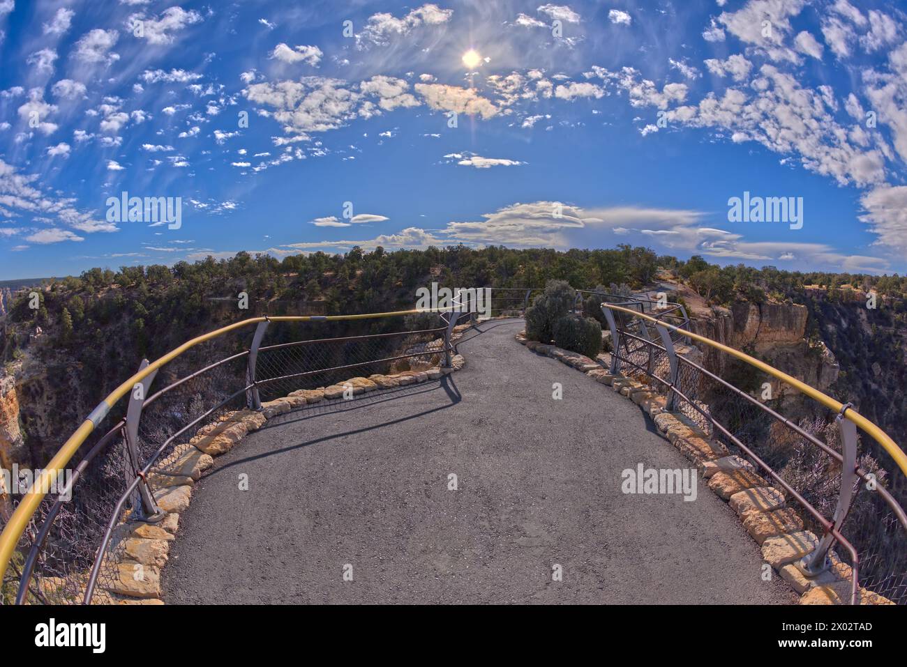 Uno sguardo indietro verso sud dalla fine del punto panoramico di Maricopa, Grand Canyon, sito patrimonio dell'umanità dell'UNESCO, Arizona, Stati Uniti d'America Foto Stock