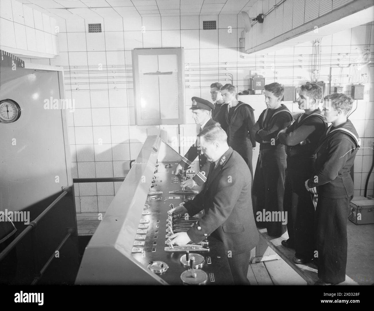 Il 16-17 dicembre 1942, il dispositivo di addestramento elettroidraulico Asknia a Blythe è stato utilizzato per addestrare gli ufficiali sottomarini britannici e le tarature, simulando movimenti sottomarini. Foto Stock