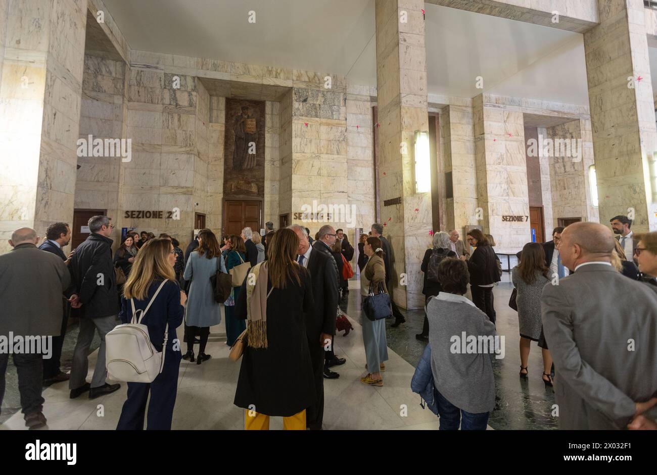 Comunicazione per l'uccisione a colpi di pistola in tribunale dell'avvocato Lorenzo Claris Appiani, del giudice Fernando Ciampi e di Giorgio erba del 9 aprile 2015 presso la seconda sezione penale - settimana - Cronaca - Milano, Italia - Martedì, 9 aprile 2024 (foto Stefano porta/LaPresse) commemorazione per la sparatoria di morte in tribunale dell'avvocato Lorenzo Claris Appiani, del giudice Fernando Ciampi e di Giorgio erba il 9 aprile 2015 presso la seconda sezione penale - News - Milano, Italia - martedì 9 aprile 2024 (foto Stefano porta/LaPresse) Foto Stock