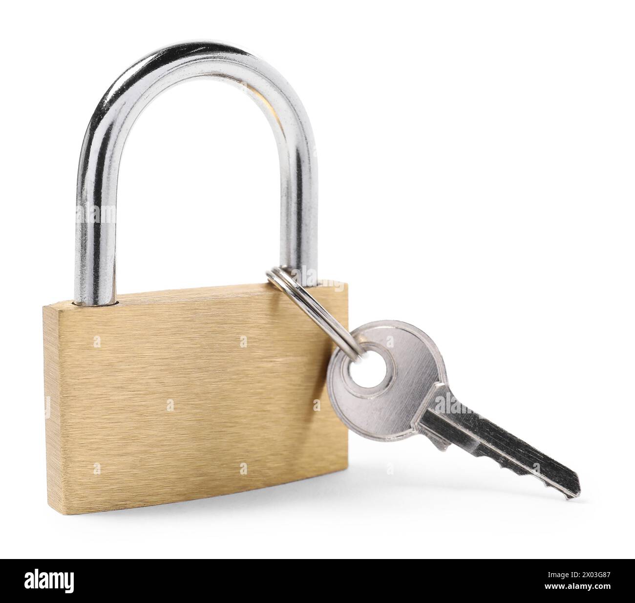 Lucchetto e chiave in acciaio isolati su bianco Foto Stock