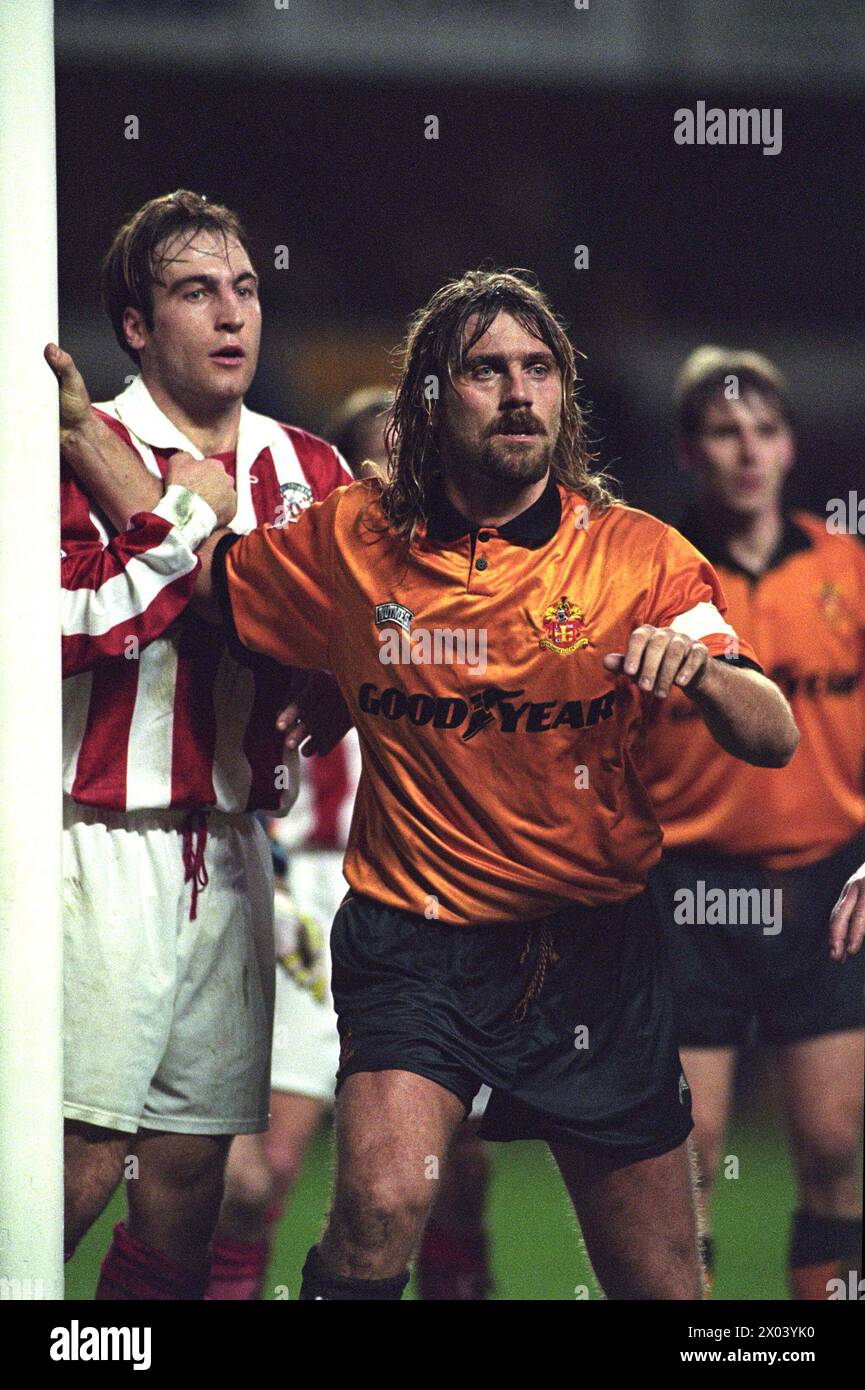 Wolverhampton Wanderers contro Stoke City a Molineux 14/1/95 2-0 John de Wolf Foto Stock