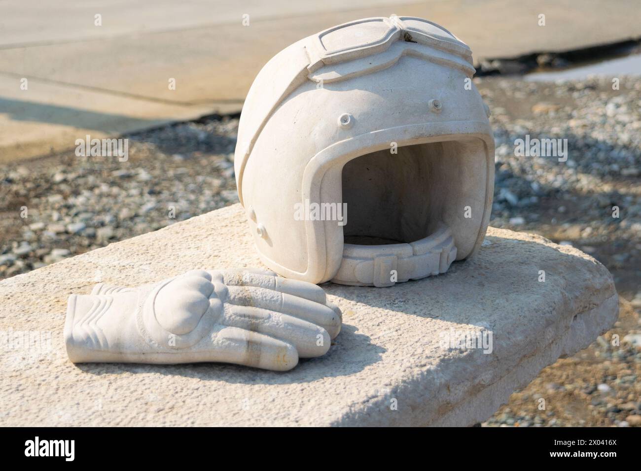 27 marzo 2022. Motorcyclist's Memorial a Batumi, Georgia. Attrazioni turistiche e monumenti. Foto Stock