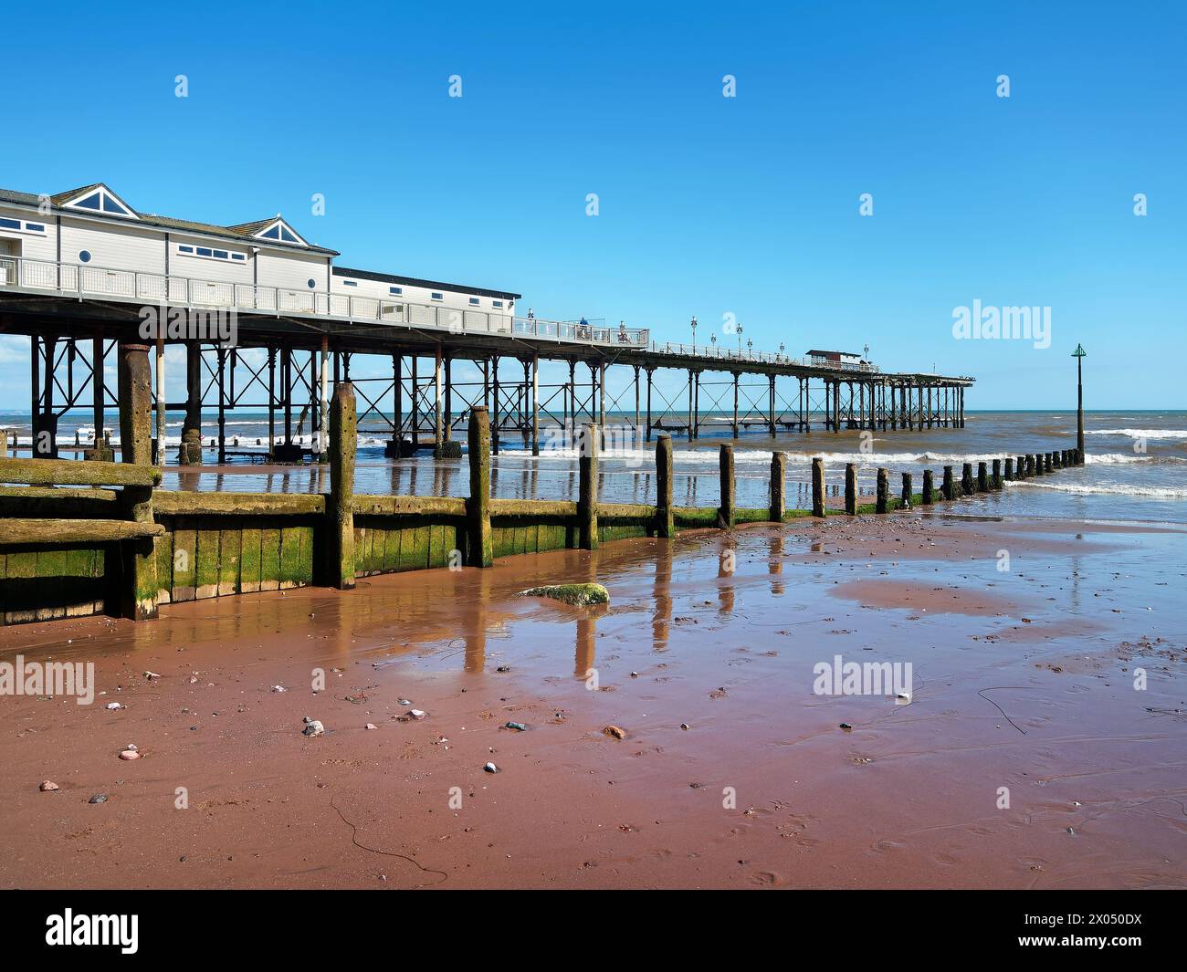 Regno Unito, South Devon, molo di Teignmouth e Town Beach. Foto Stock