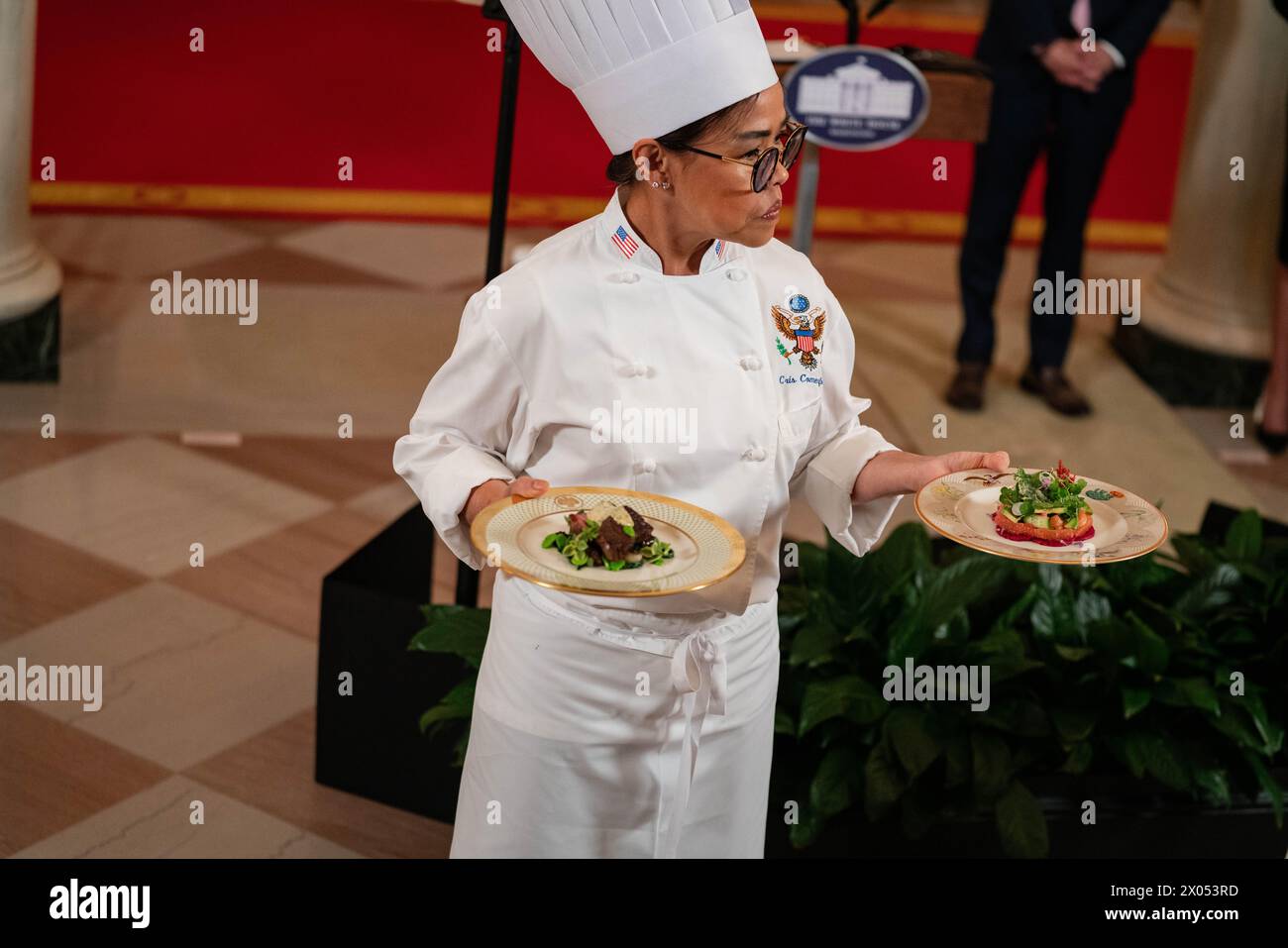 Il 9 aprile, la First Lady Jill Biden ha fatto un'anteprima mediatica di quello che avevano per la cena di stato. Gli chef principali erano lì per parlare del menu della cena Foto Stock