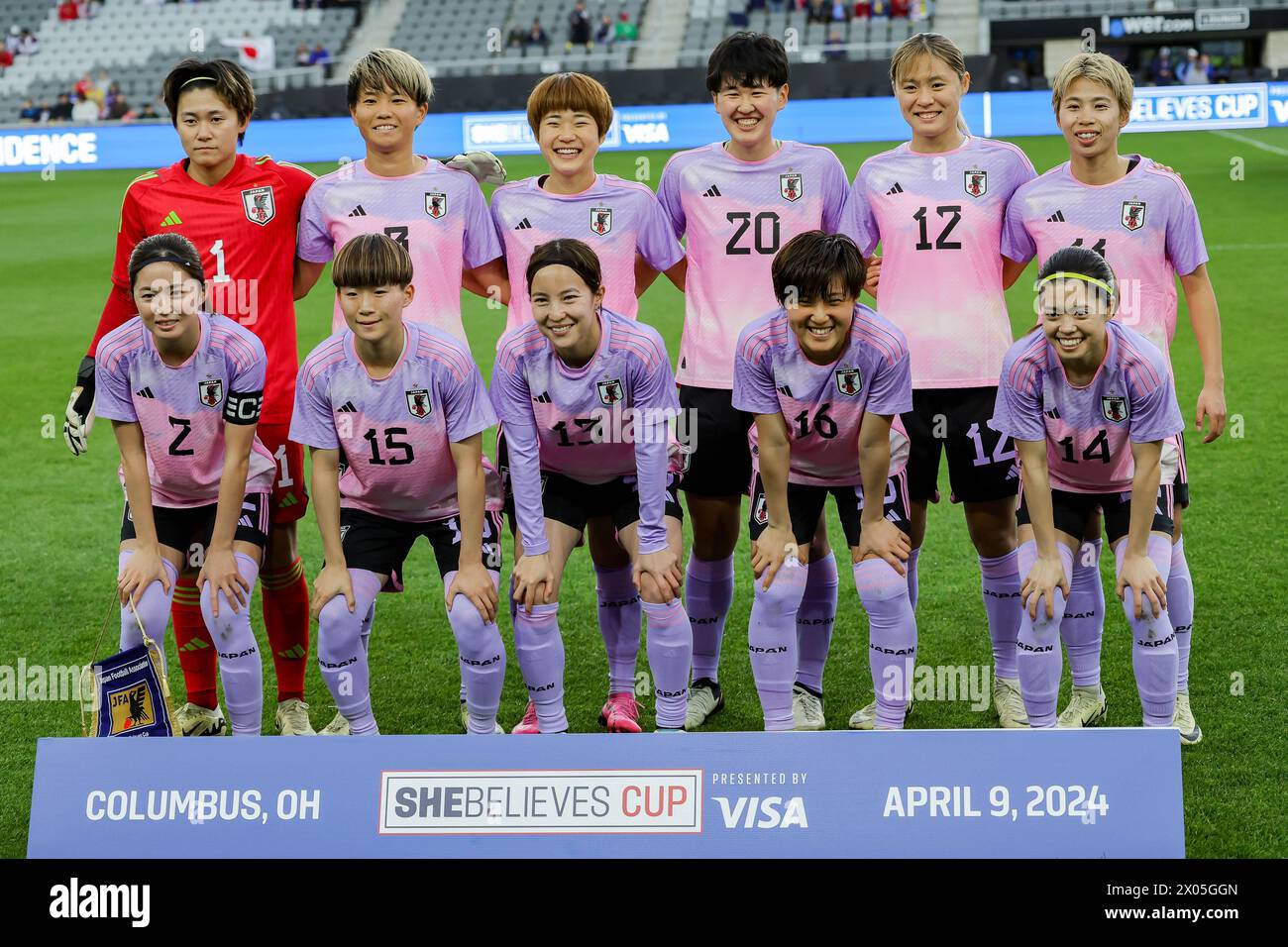 Columbus, Ohio, Stati Uniti. 9 aprile 2024. La nazionale femminile del Giappone si allinea prima della partita tra la nazionale femminile del Giappone e la nazionale femminile del Brasile al Lower.com Field di Columbus, Ohio. Il Brasile ha vinto 2-1 (Credit Image: © Scott Stuart/ZUMA Press Wire) SOLO PER L'USO EDITORIALE! Non per USO commerciale! Foto Stock