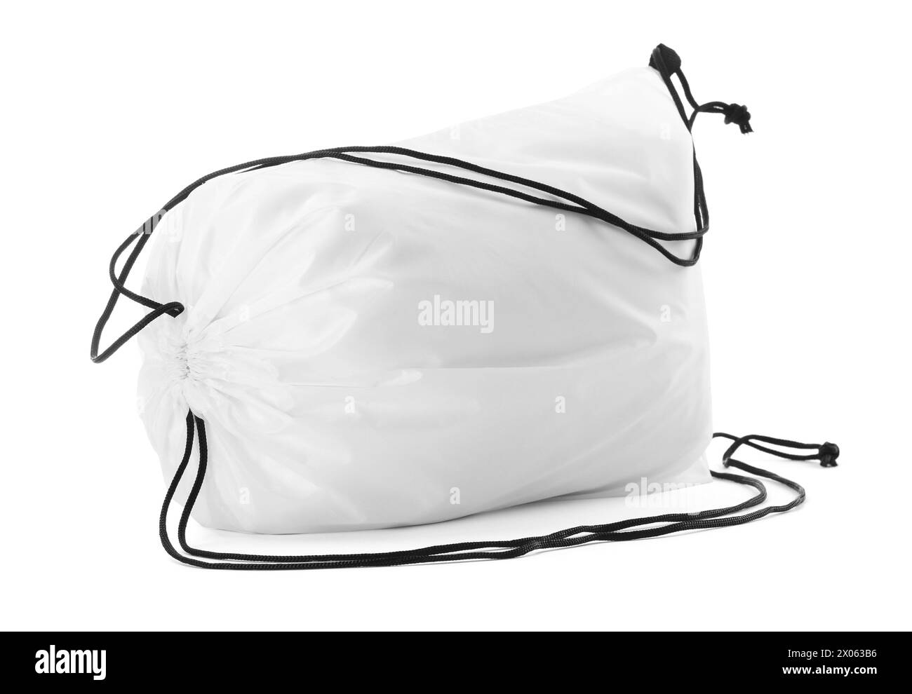 Una bellissima borsa con coulisse isolata sul bianco Foto Stock