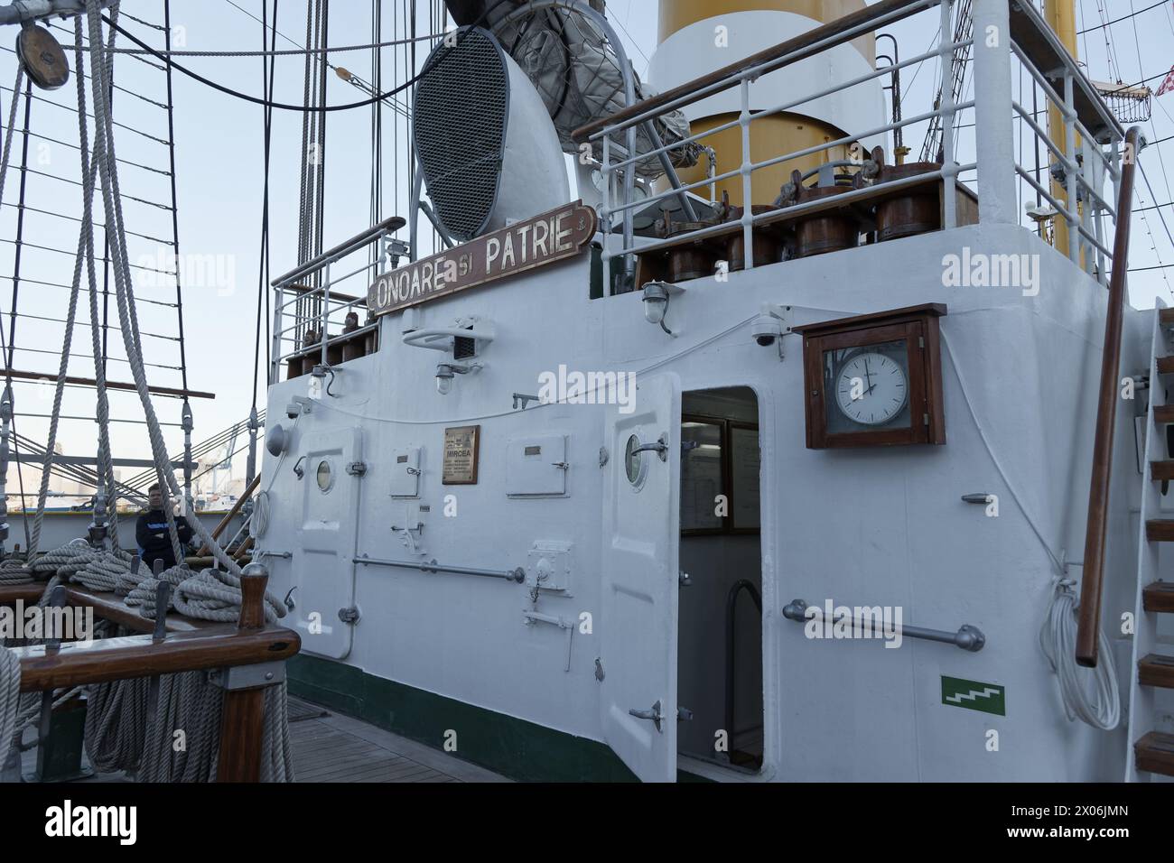 Sete, Francia.16 aprile 2022.la Mircea, una barca a vela di addestramento, partecipa all'Escale à Sete, il primo incontro marittimo a Sete, in Francia Foto Stock