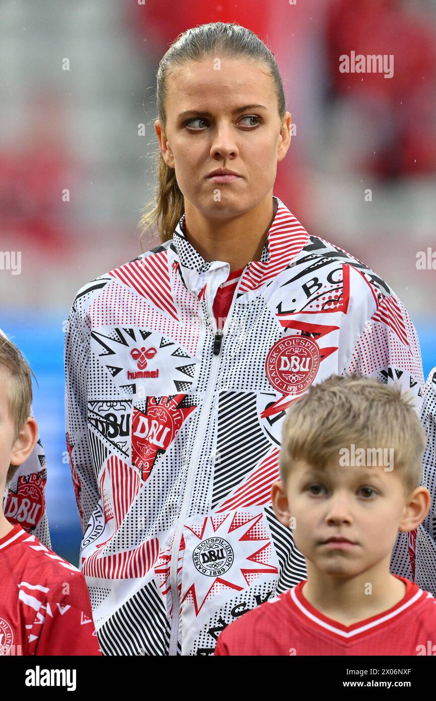 Viborg, Danimarca. 09 aprile 2024. Caroline Moller (17) della Danimarca, nella foto di martedì 9 aprile 2024 a Viborg, durante una partita di calcio tra le squadre nazionali femminili di Danimarca e Belgio, chiamata The Red Flames, la seconda partita del gruppo A2 nella fase di campionato della UEFA Women's European Qualifiers 2023-24, Danimarca . Crediti: Sportpix/Alamy Live News Foto Stock