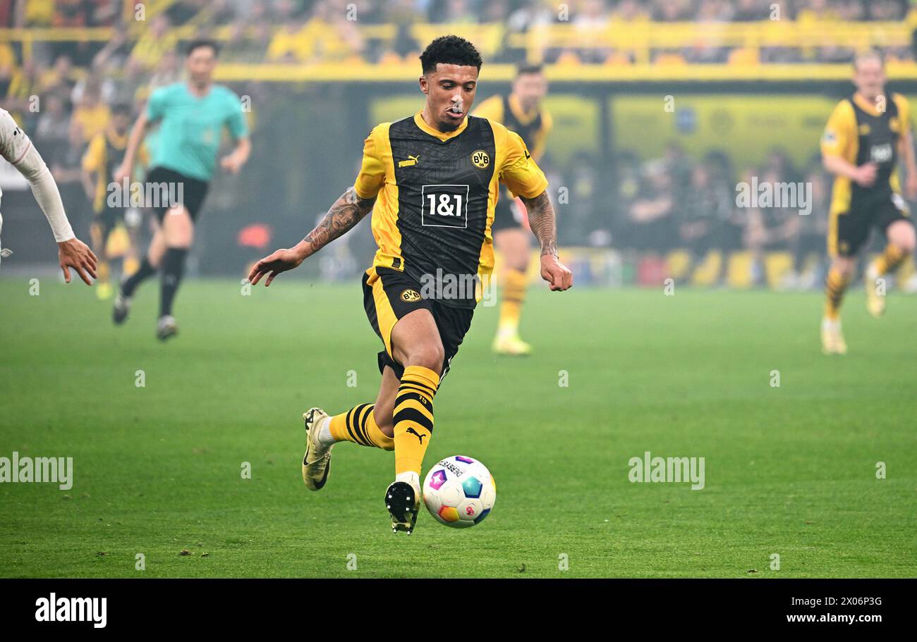 Bundesliga, segnale Iduna Park Dortmund: Borussia Dortmund vs VfB Stuttgart; Jadon Sancho (BVB). Foto Stock
