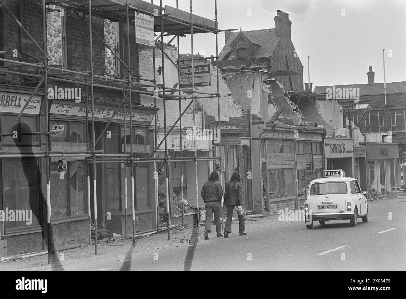 Attuale 14 - 3 - 1973: La città che aspetta l'olio il sito industriale britannico Teesside spera per la Norvegia. Spera che emerga vittorioso dal rimorchiamento della guerra per diventare il sito di sbarco del petrolio del Mare del Nord. Teesside ha un sacco di industrie di prima - ma c'è anche un alto tasso di disoccupazione in questo distretto dell'Inghilterra. Alcuni sperano che Teesside diventi un gigante industriale. Molti altri attendono con grande orrore un simile sviluppo. Foto: ODD Ween / Aktuell / NTB ***FOTO NON ELABORATA*** Foto Stock
