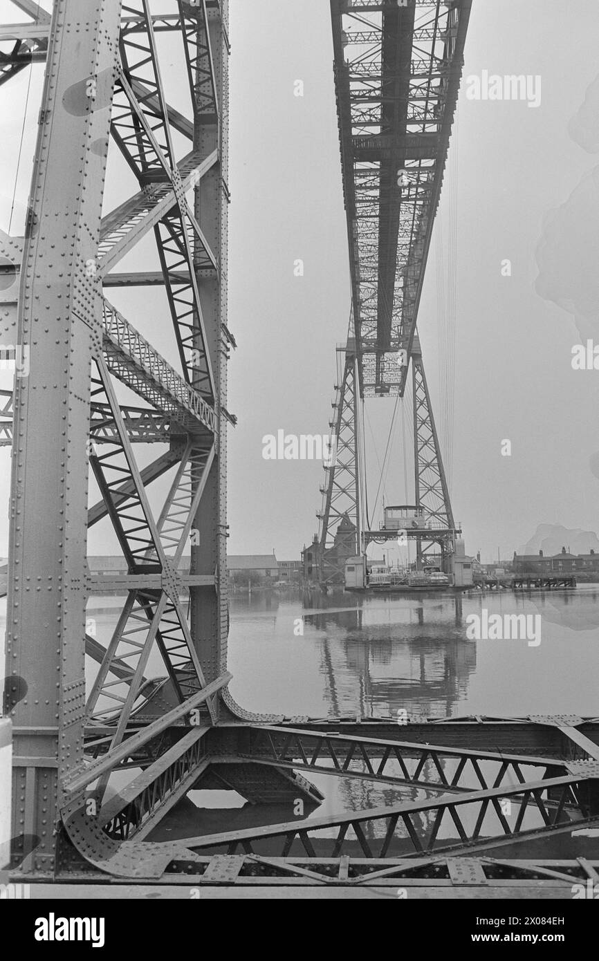 Attuale 14 - 3 - 1973: La città che aspetta l'olio il sito industriale britannico Teesside spera per la Norvegia. Spera che emerga vittorioso dal rimorchiamento della guerra per diventare il sito di sbarco del petrolio del Mare del Nord. Teesside ha un sacco di industrie di prima - ma c'è anche un alto tasso di disoccupazione in questo distretto dell'Inghilterra. Alcuni sperano che Teesside diventi un gigante industriale. Molti altri attendono con grande orrore un simile sviluppo. Foto: ODD Ween / Aktuell / NTB ***FOTO NON ELABORATA*** Foto Stock