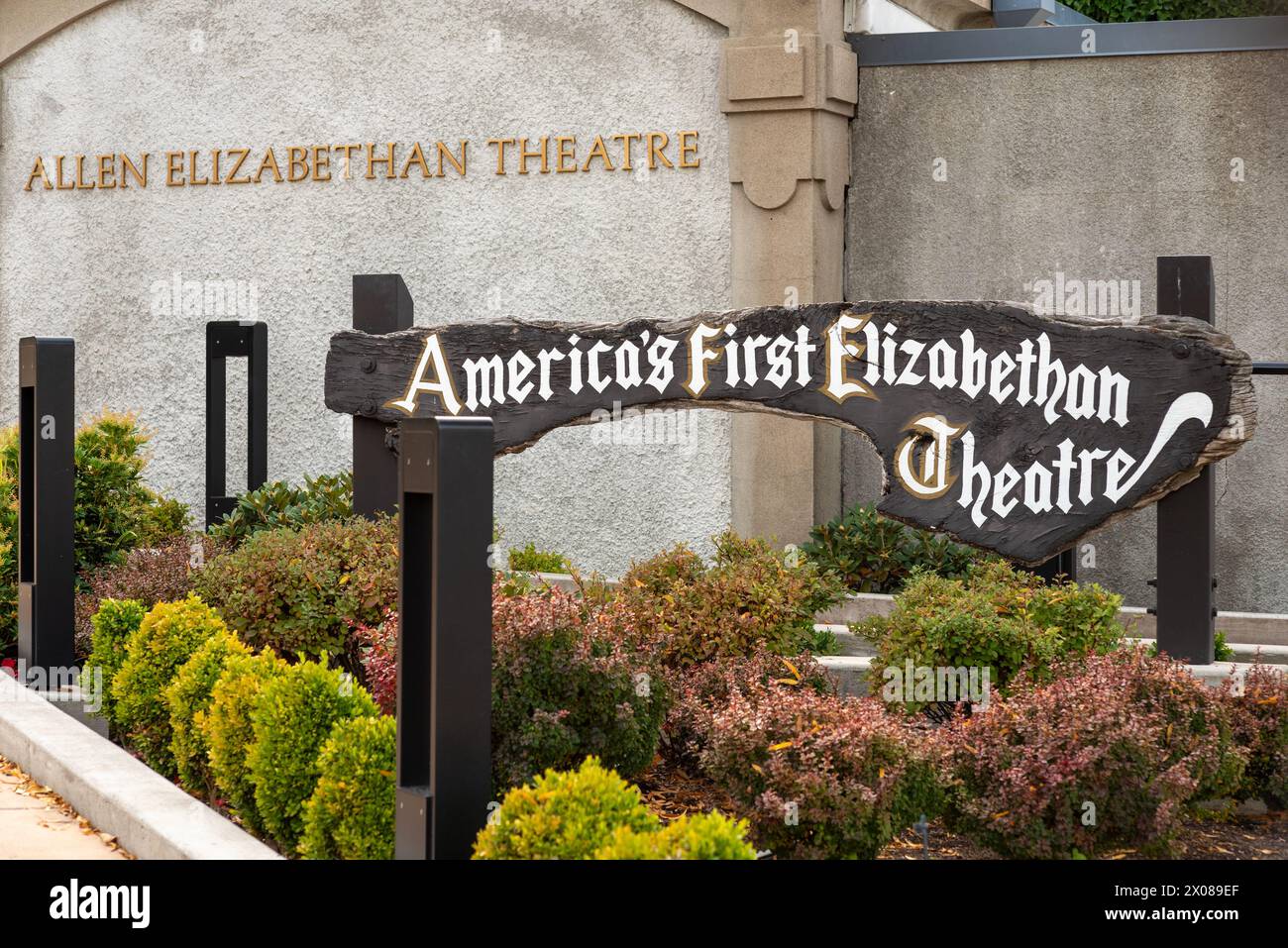 Ashland, OR, 15 ottobre 2023. Cartello indicante l'Elizabethan Theatre di Ashland, Oregon, USA Foto Stock