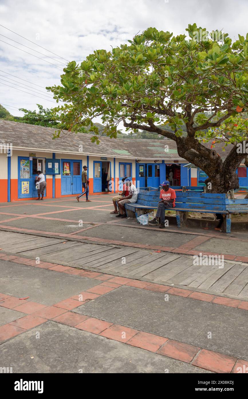 Il mercato di Bequia è stato restaurato nel 2023 con i finanziamenti del governo indiano, Port Elizabeth, Bequia Island, St Vincent e Grenadine, Caraibi Foto Stock