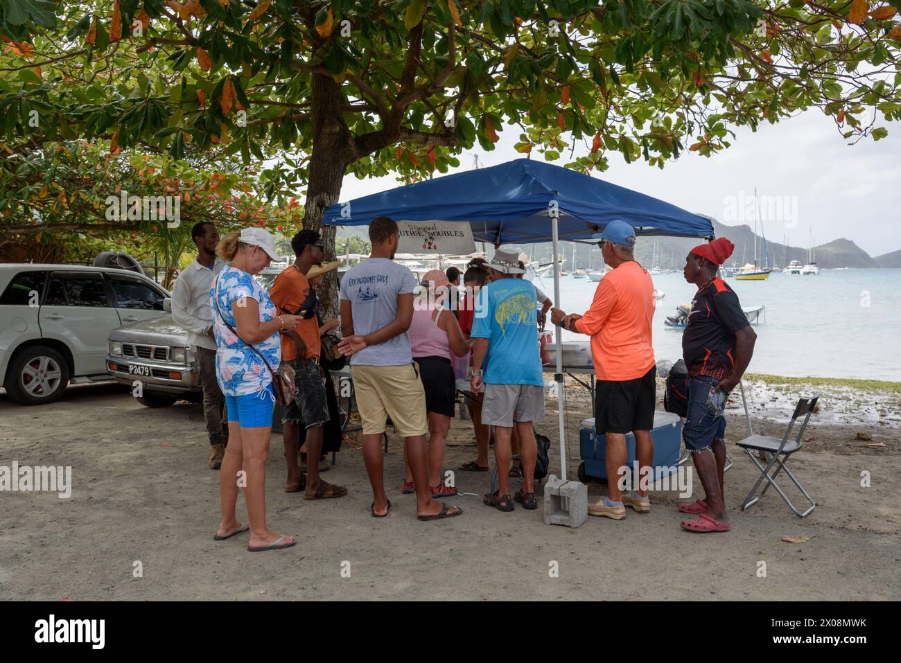 Bancarelle di bevande a Port Elizabeth, Bequia Island, St Vincent e Grenadine, Caraibi Foto Stock