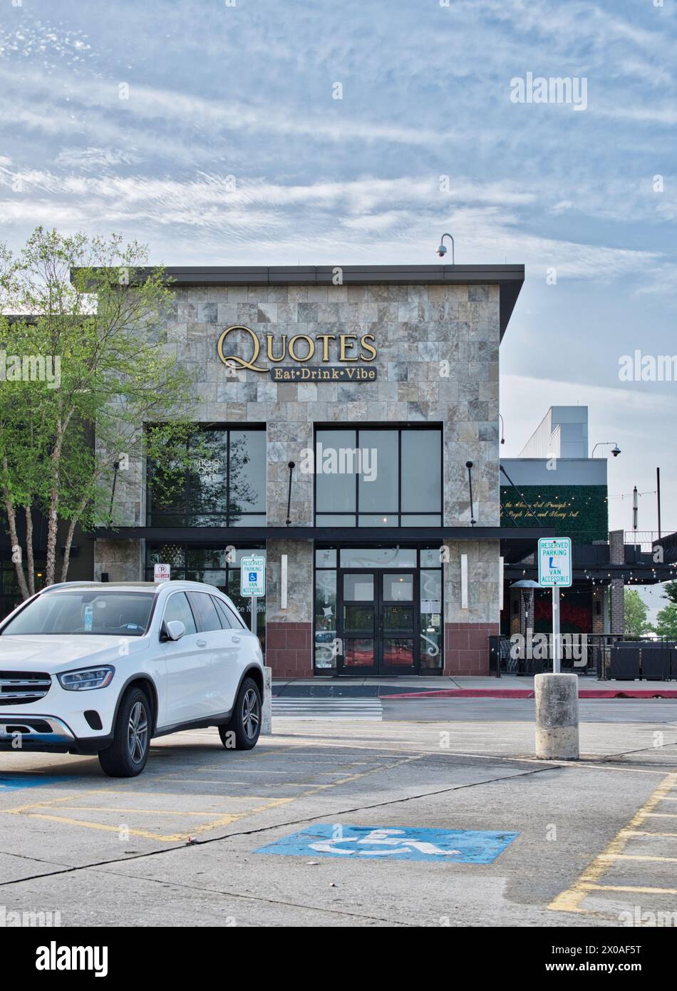 Houston, Texas Stati Uniti d'America 04-07-2024: Citazioni del ristorante, parcheggio esterno, azienda creola cucina del sud Houston, Texas USA. Foto Stock
