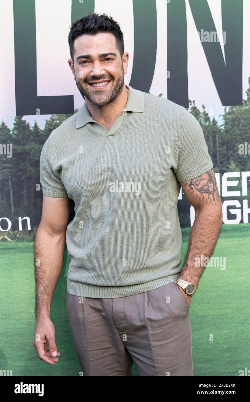 Hollywood, Stati Uniti. 10 aprile 2024. Jesse Metcalfe partecipa agli arrivi di "The Long Game" al Ricardo Montalban Theatre di Hollywood, CALIFORNIA, il 10 aprile 2024. (Foto di Corine Solberg/SipaUSA) credito: SIPA USA/Alamy Live News Foto Stock