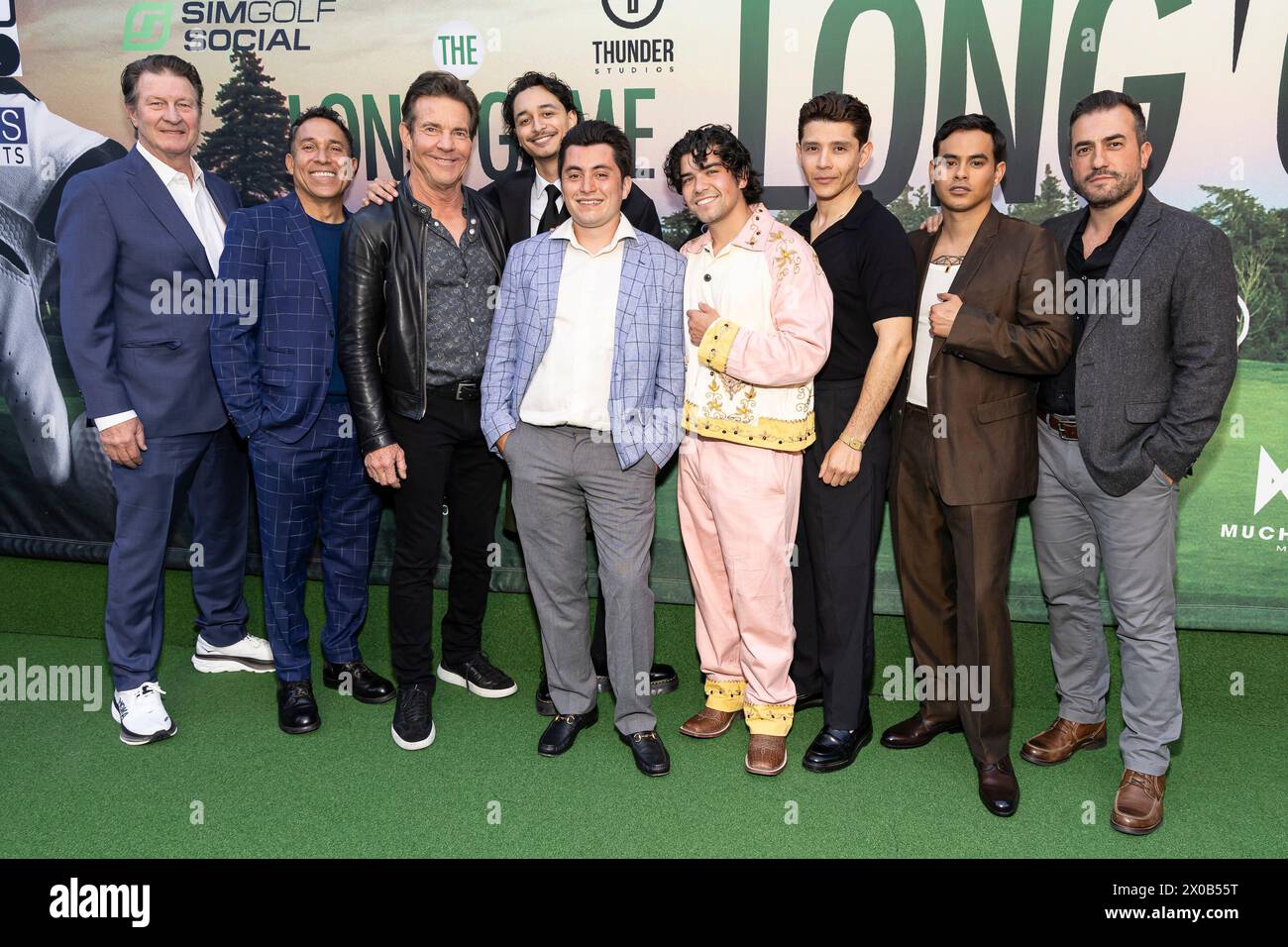 Hollywood, Stati Uniti. 10 aprile 2024. Brett Cullen, Oscar Nunez, Dennis Quaid, Gregory Diaz IV, Jose Julian, Miguel Angel Garcia, Christian Gallegos, Julian Works e Julio Quintana assistono agli arrivi di "The Long Game" al Ricardo Montalban Theatre di Hollywood, CALIFORNIA, il 10 aprile 2024. (Foto di Corine Solberg/SipaUSA) credito: SIPA USA/Alamy Live News Foto Stock