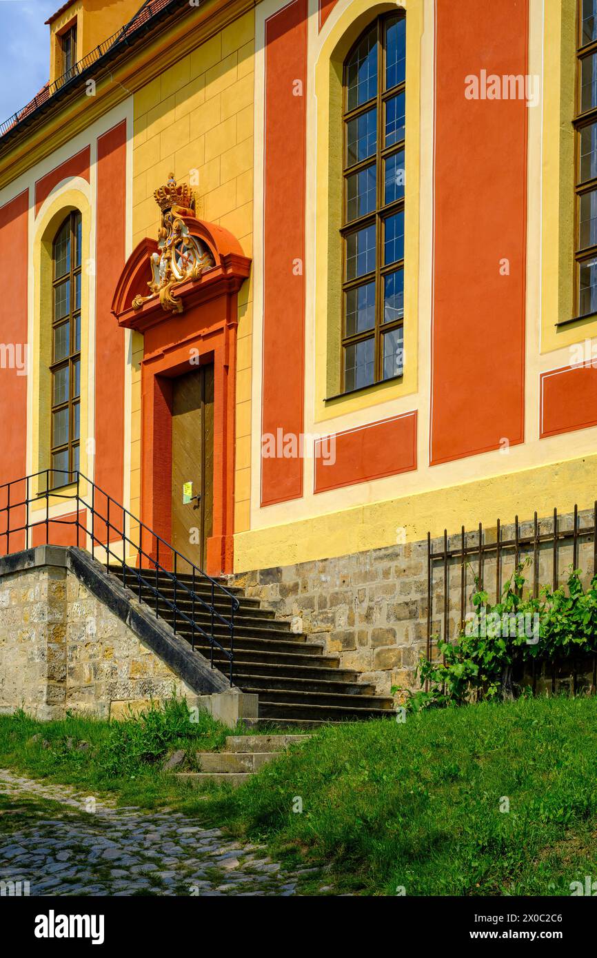 La Pillnitz Vineyard Church è una chiesa barocca situata nel vigneto reale di Pillnitz, Dresda, Sassonia, Germania. Foto Stock