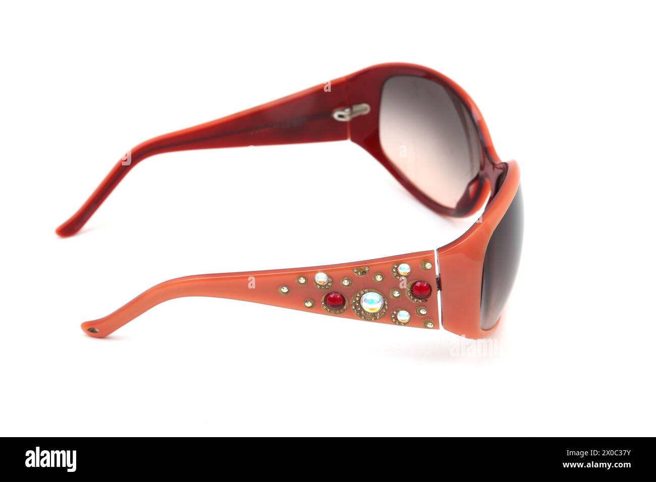 Occhiali da sole Judith Leiber Designer Orange con Diamonte Foto Stock