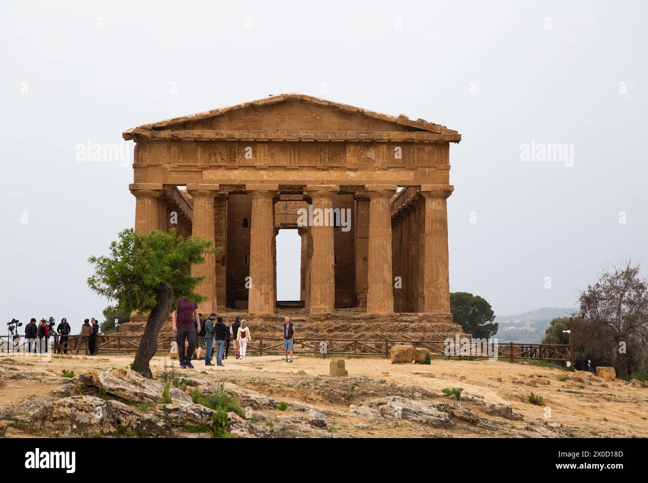 Il Tempio della Concordia nella Valle dei Templi è un tempio greco dorico splendidamente conservato Foto Stock