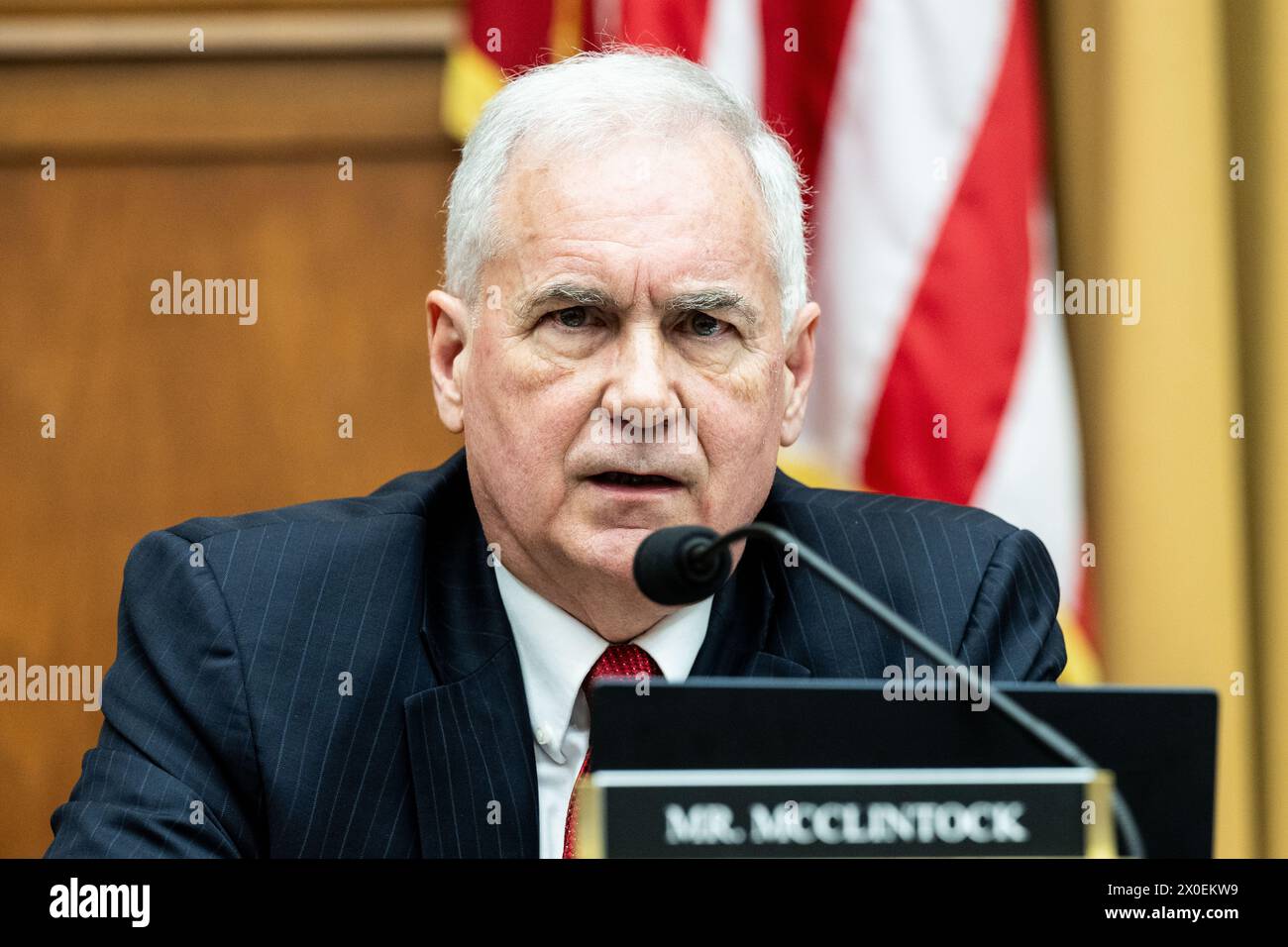 Washington, Stati Uniti. 11 aprile 2024. Il rappresentante degli Stati Uniti Tom McClintock (R-CA) ha parlato ad un'audizione del Comitato della camera nella sottocommissione giudiziaria sulla Costituzione e il governo limitato presso il Campidoglio degli Stati Uniti. Credito: SOPA Images Limited/Alamy Live News Foto Stock