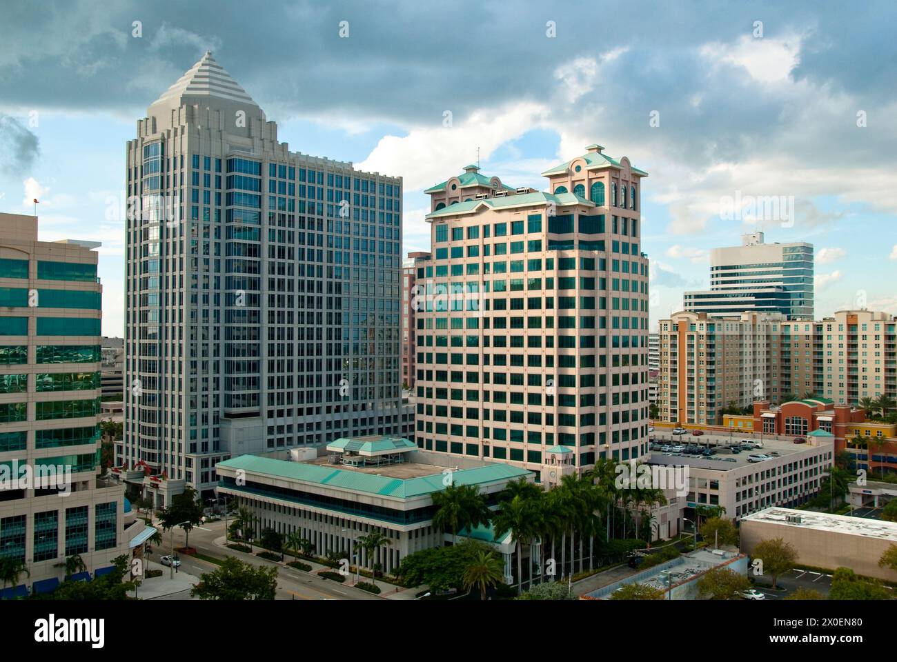 Alti edifici finanziari nel centro della città di Fort Lauderdale, Florida, Stati Uniti Foto Stock