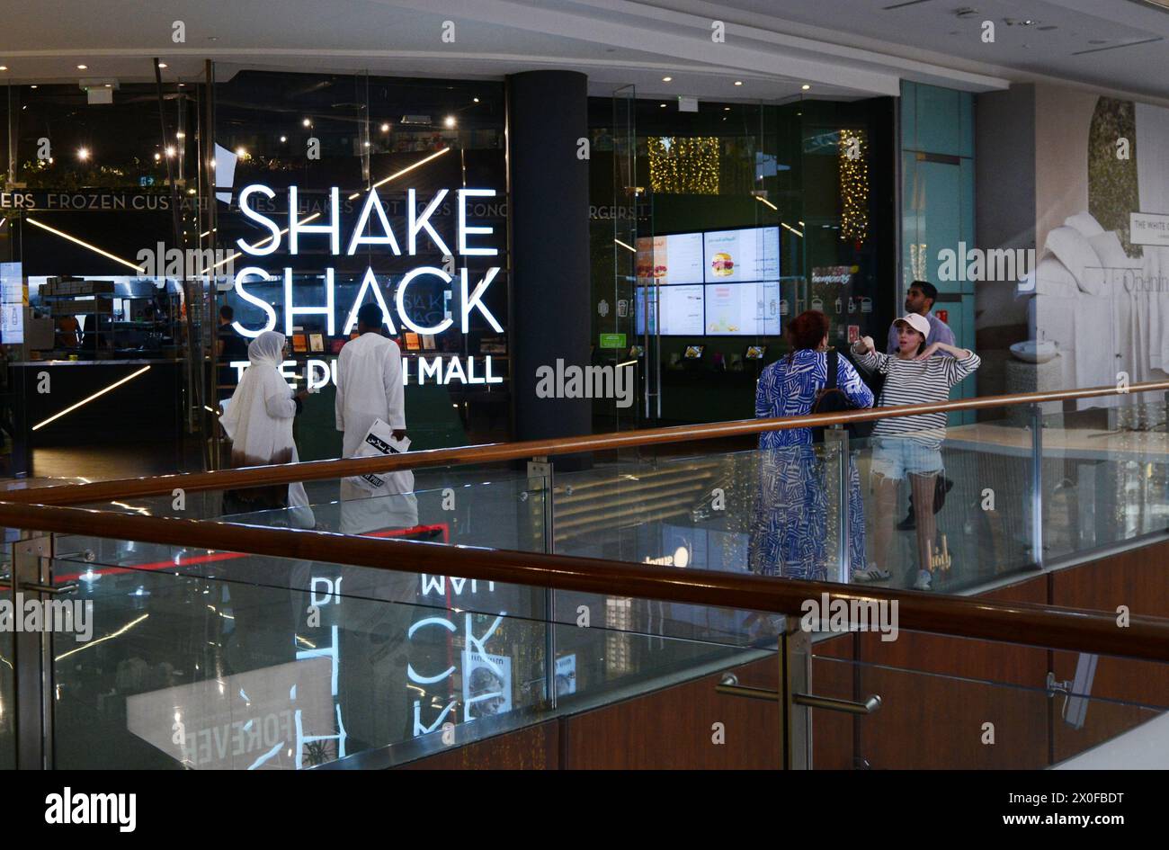 Shake Shack al Dubai Mall di Dubai, Emirati Arabi Uniti. Foto Stock