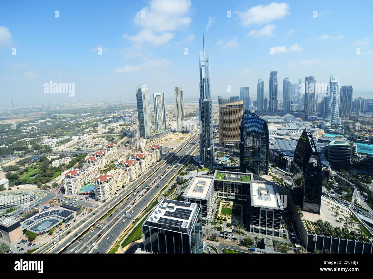 Skyline moderno nel centro di Dubai, Emirati Arabi Uniti. Foto Stock