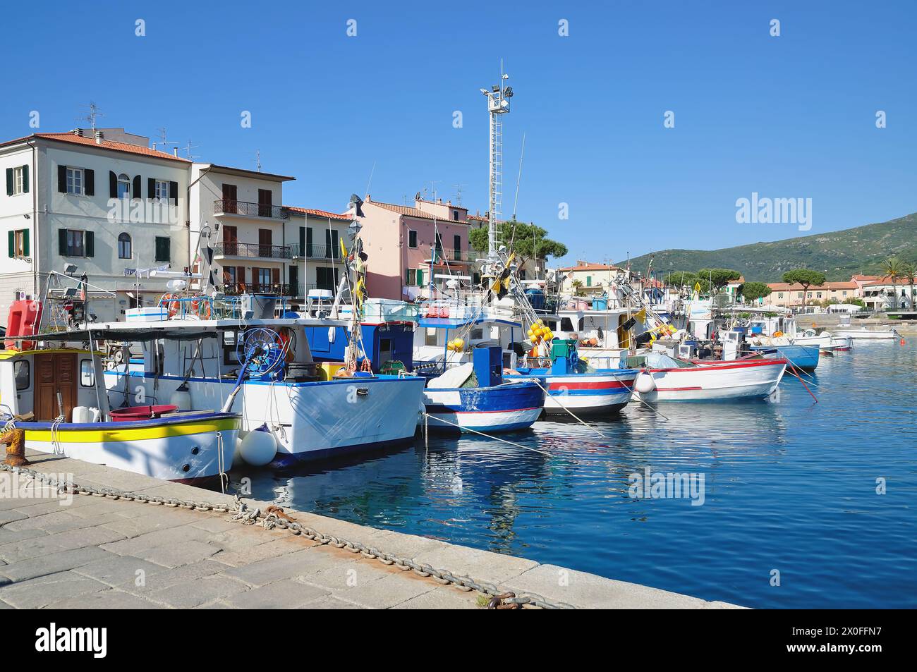 Marina di campo sull'Isola d'Elba, Toscana, Mar mediterraneo, Italia Foto Stock