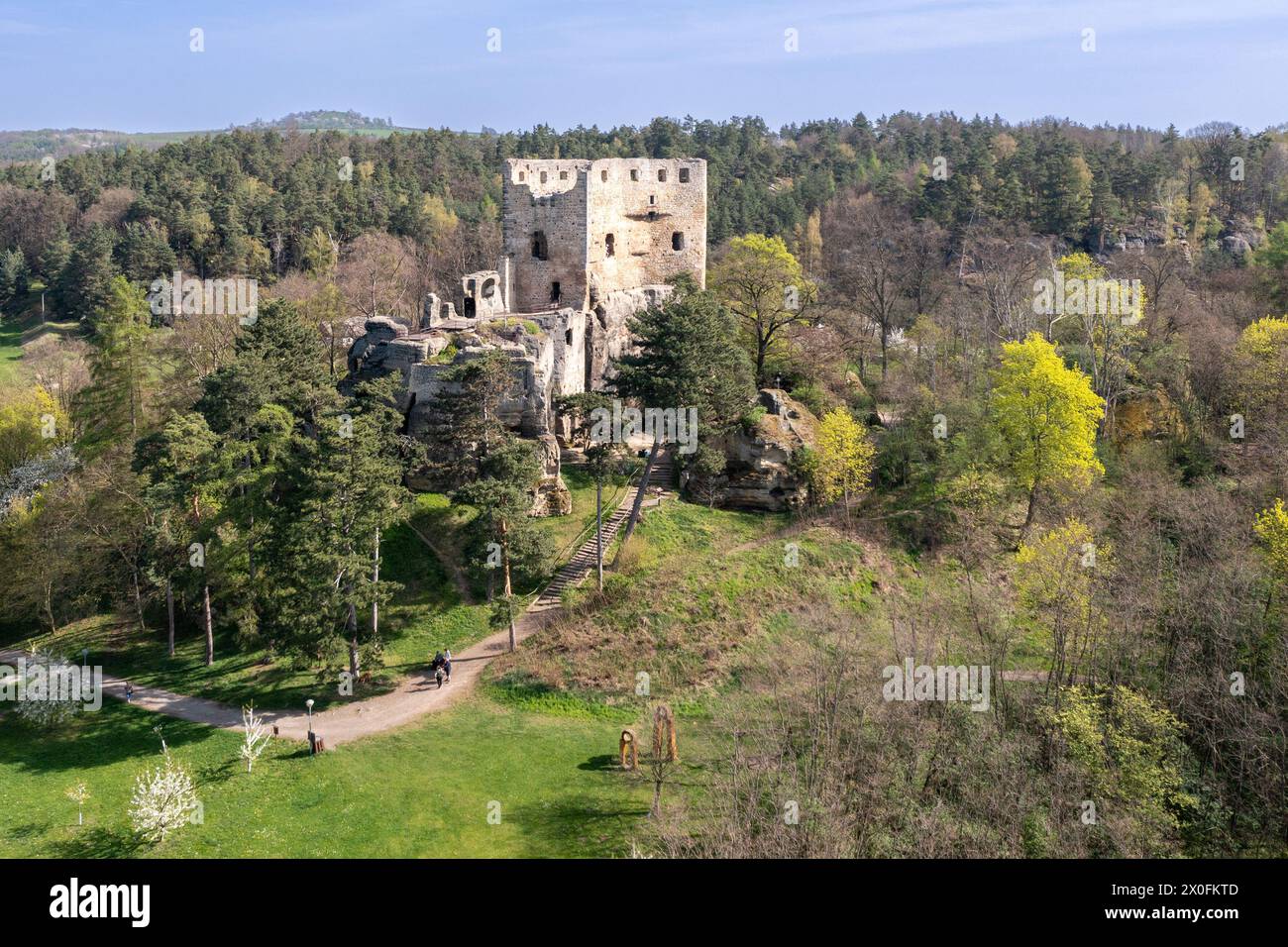 Skalni hrad Valecov u Mnichova Hradiste, Cesky raj, Ceska republika / castello di roccia Valecov vicino a Mnichovo Hradiste, Boemia Paradise, repubblica Ceca Foto Stock