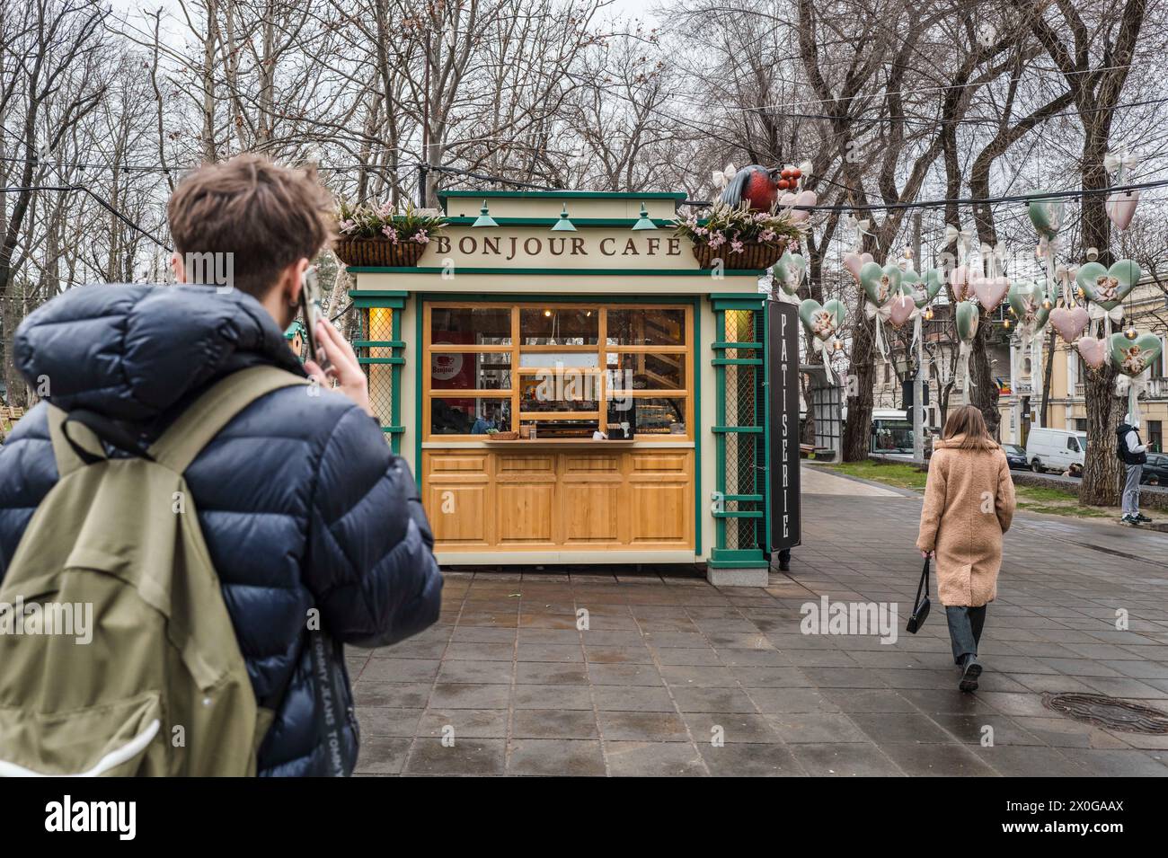 Il Bonjour Cafe, Central Cathedral Park. Chisinau. Capitale della Repubblica moldova. Patricia Huchot-Boissier / Collectif DyF Foto Stock