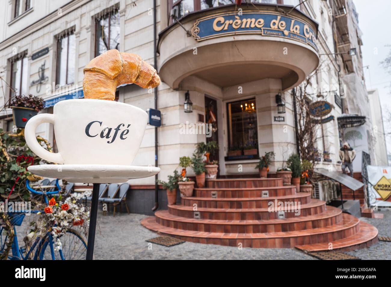 Il caffè francese, Cream of the Cream, nel centro della città. Chisinau. Capitale della Repubblica moldova. Patricia Huchot-Boissier / Collectif DyF Foto Stock