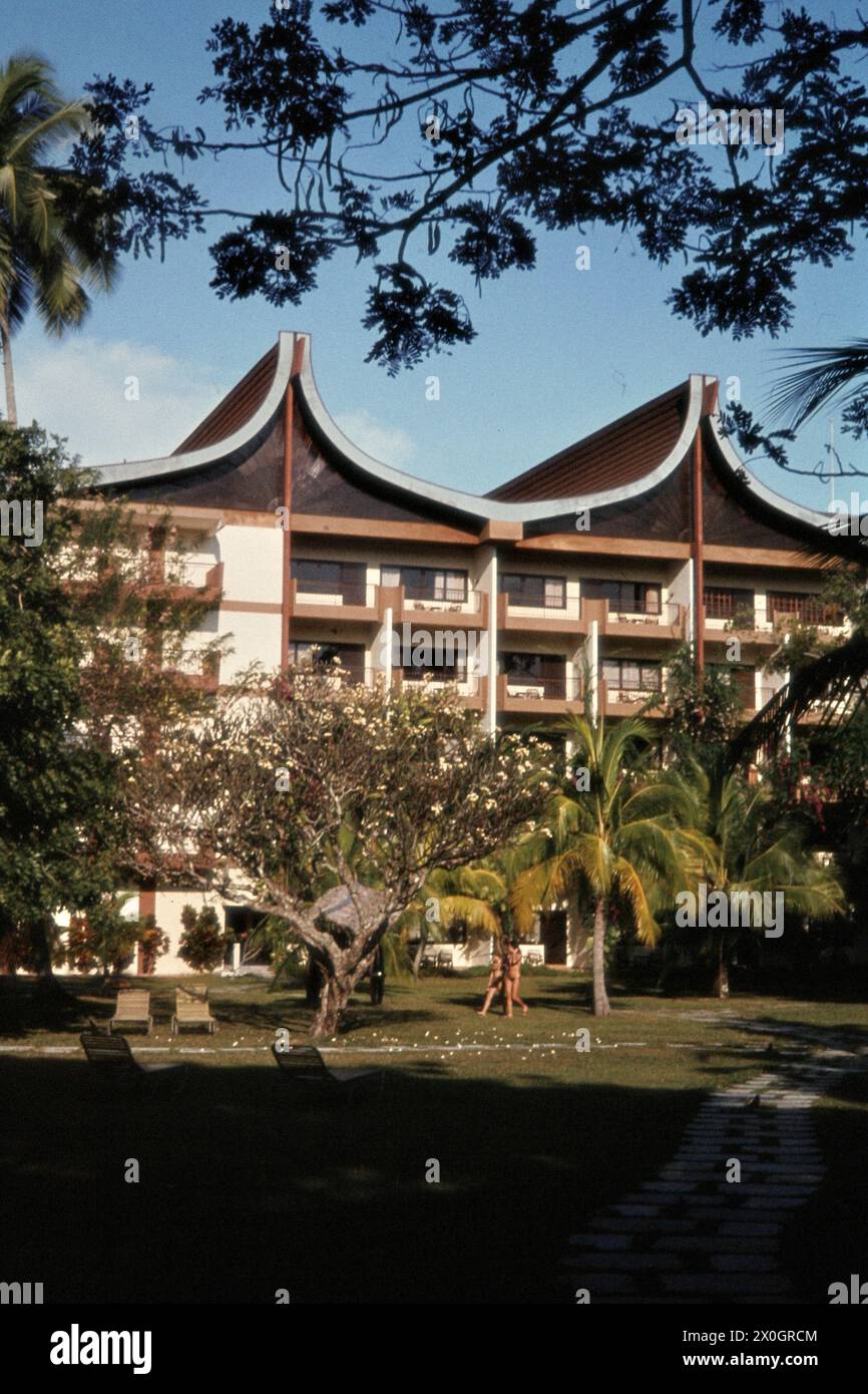 La facciata del moderno Rassaseian Hotel a Penang. [traduzione automatica] Foto Stock