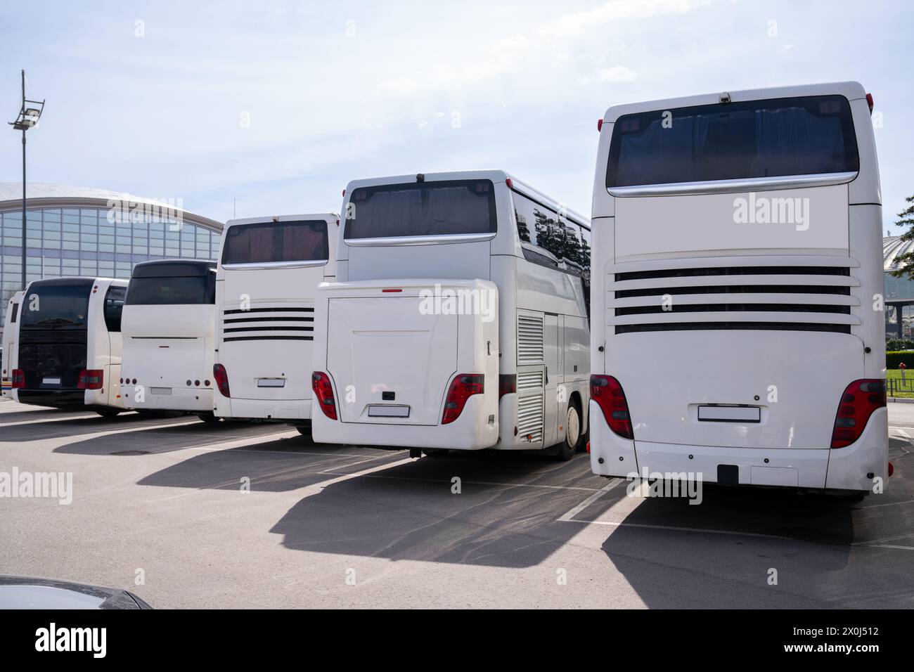 Stazione degli autobus. Parcheggio degli autobus turistici. Foto Stock