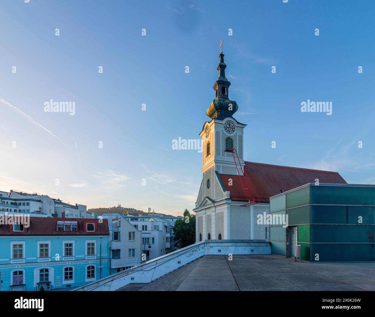 Linz, Ars Electronica Center (tetto), chiesa Urfahr a Zentralraum, Oberösterreich, alta Austria, Austria Foto Stock