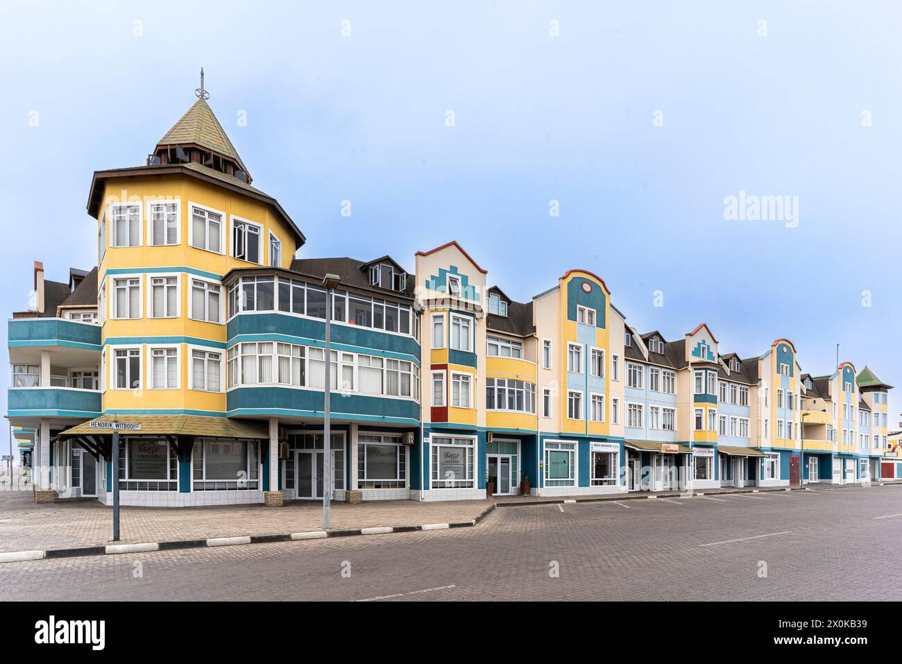 Case dell'epoca coloniale tedesca a Swakobmund, Namibia Foto Stock