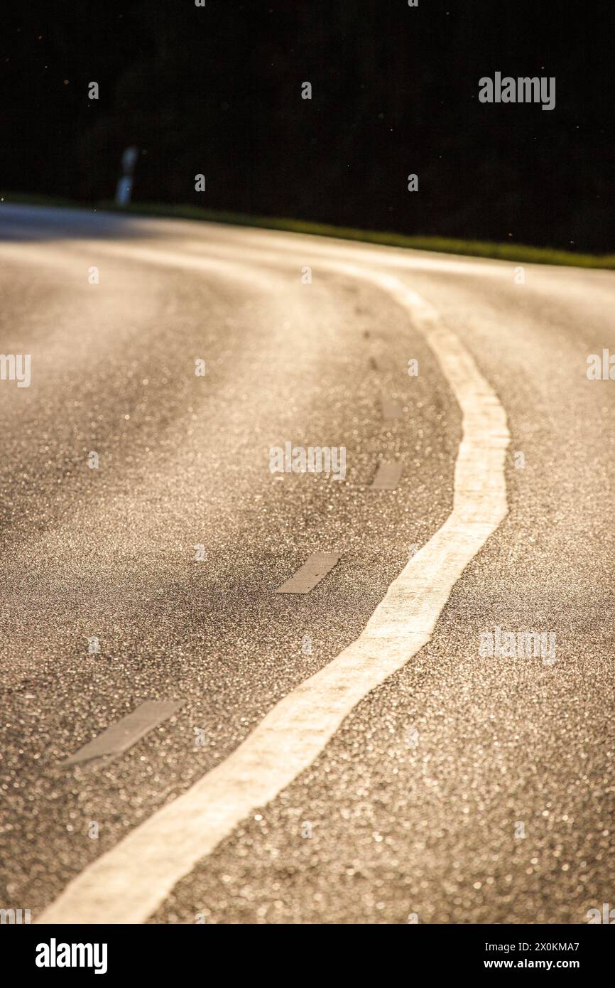 Strada asfaltata Foto Stock