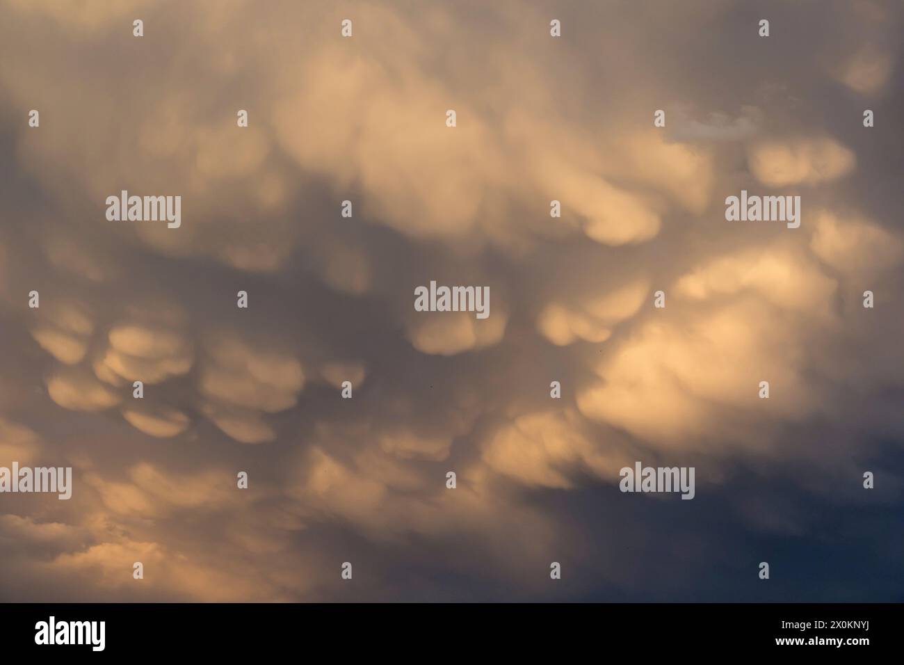 Nuvole minacciose durante una tempesta. Foto Stock