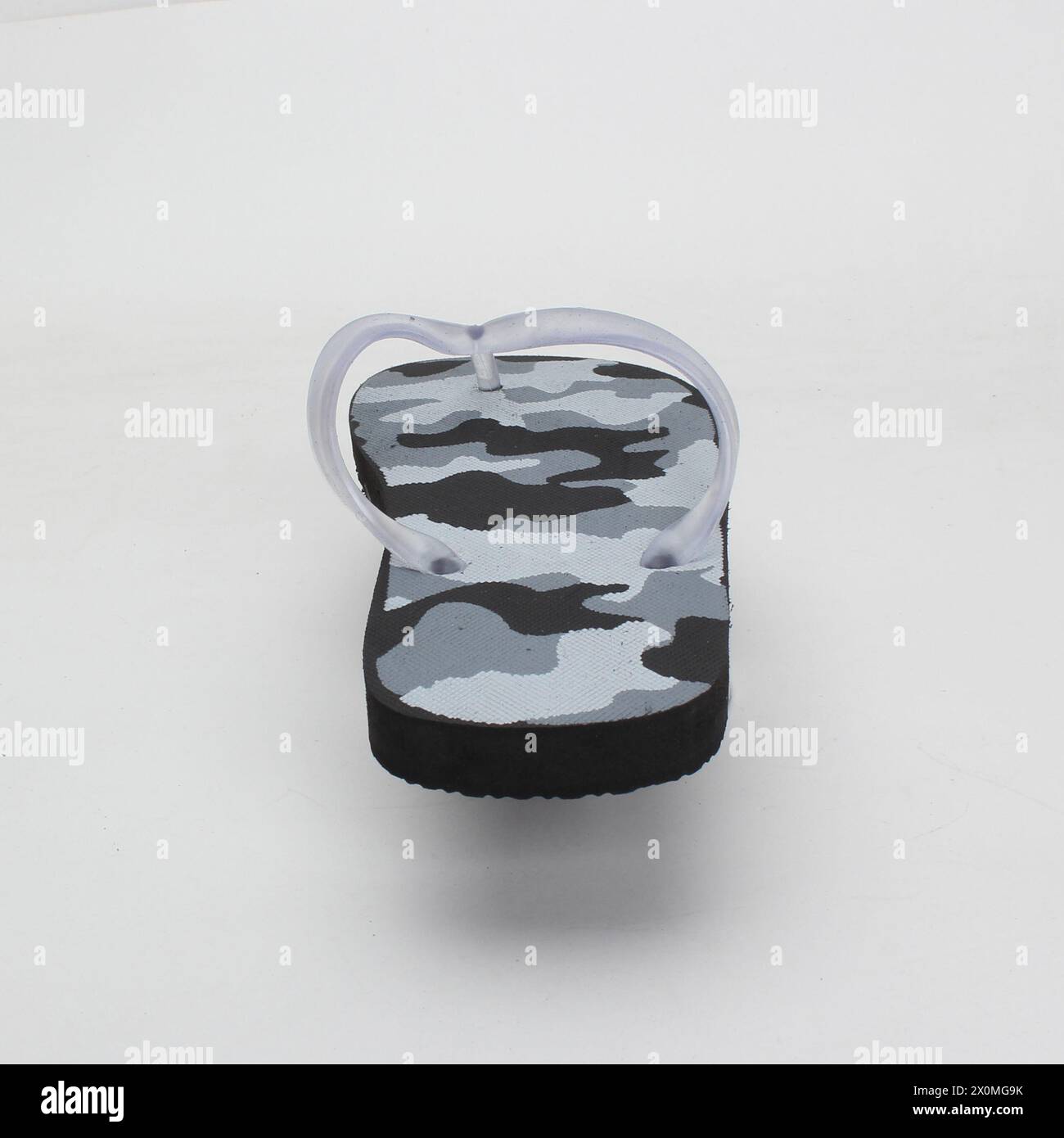 flip flop con design astratto camo isolato Foto Stock