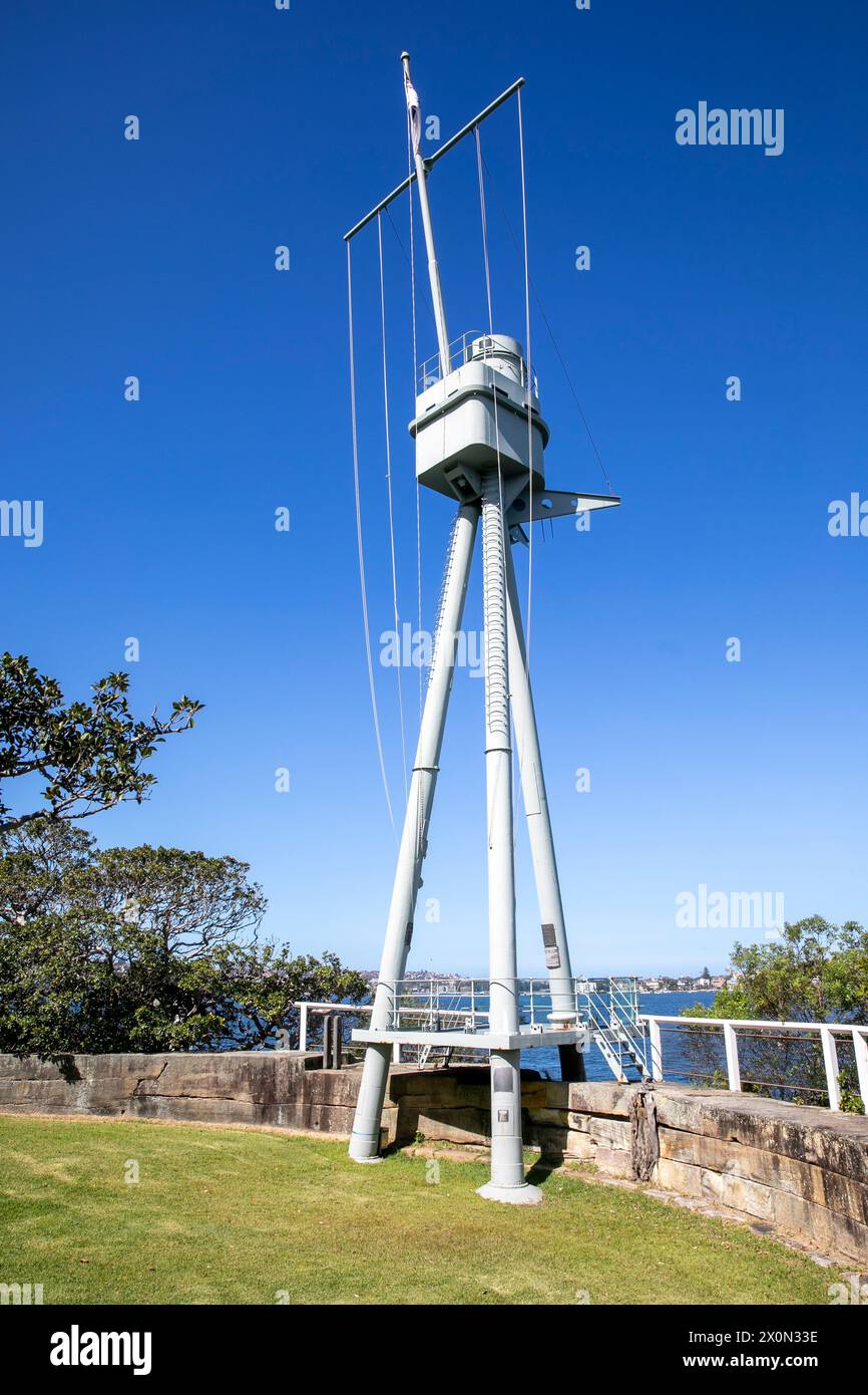 L'H.M.A.S. Sydney i Memorial Mast commemora coloro che hanno prestato servizio nella Royal Australian Navy e quelle navi che sono state perse in servizio. Foto Stock