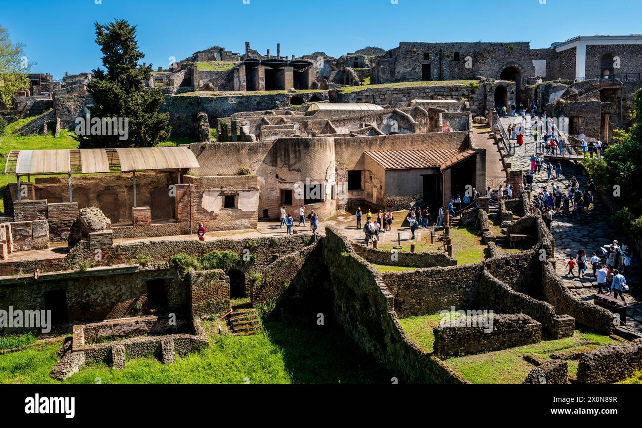 Il sito archeologico di Pompei, nella regione Campania dell'Italia meridionale, vicino alla costa del Golfo di Napoli Foto Stock