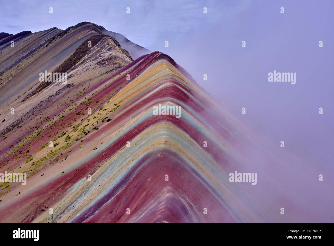 Perù, provincia di Cuzco, Vinicunca, Montana de siete Colores o Rainbow Mountain Foto Stock