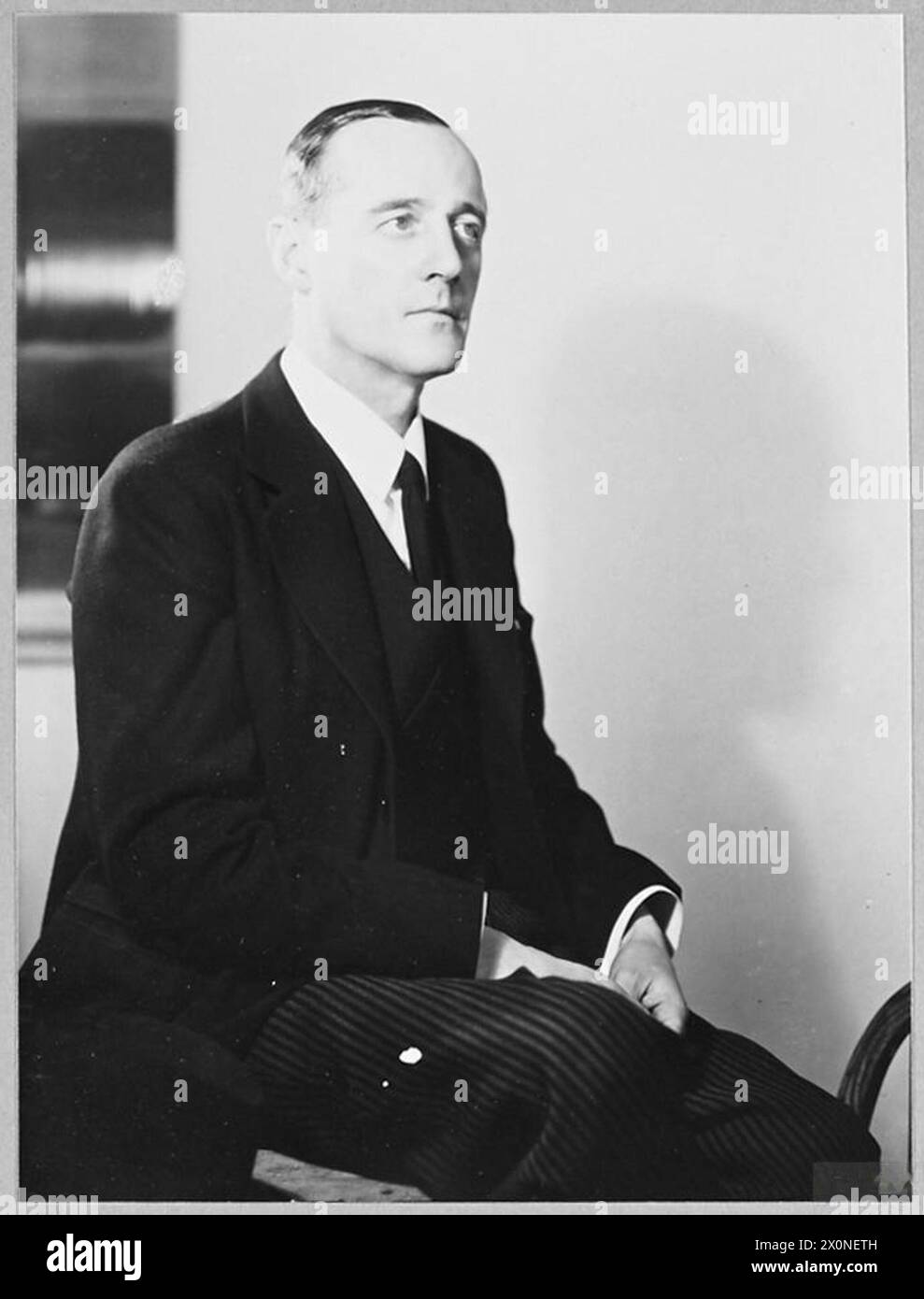 Lord Sherwood è Sottosegretario di Stato parlamentare per l'aria, ricoprendo una posizione politica supervisionando aspetti della Royal Air Force. Foto Stock