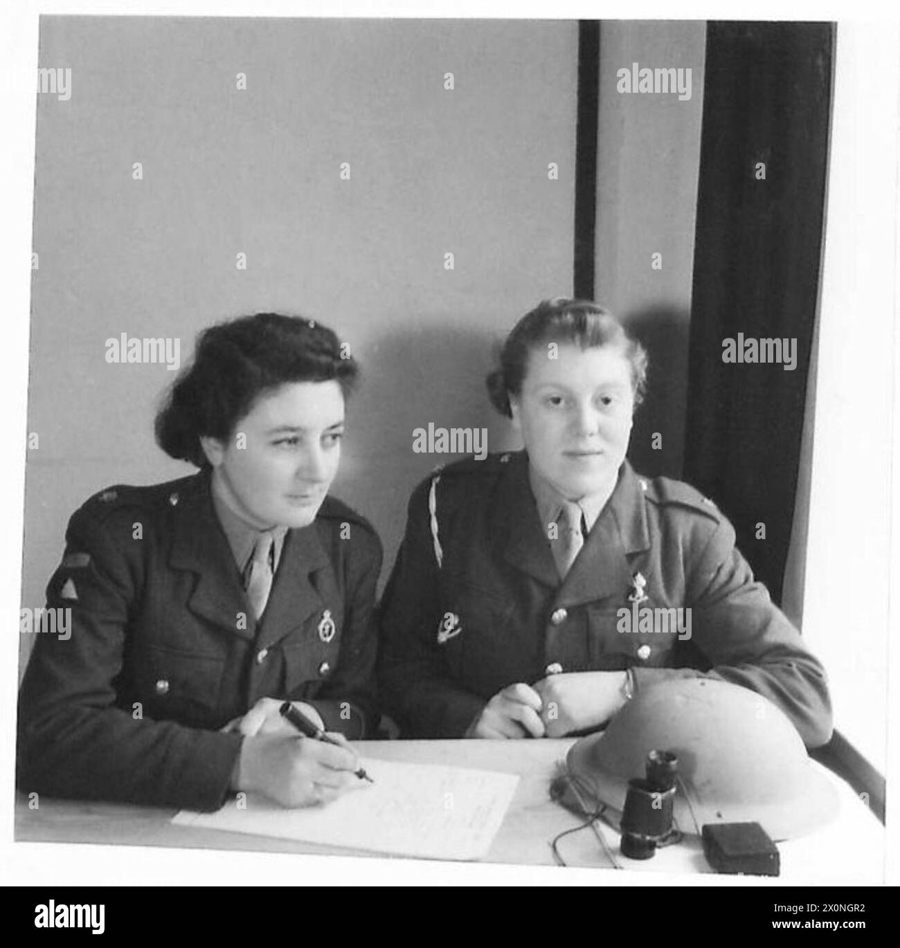 Ritratti del personale di A.T.S., inclusi Pts. Tizzard, preso durante la seconda guerra mondiale Foto Stock