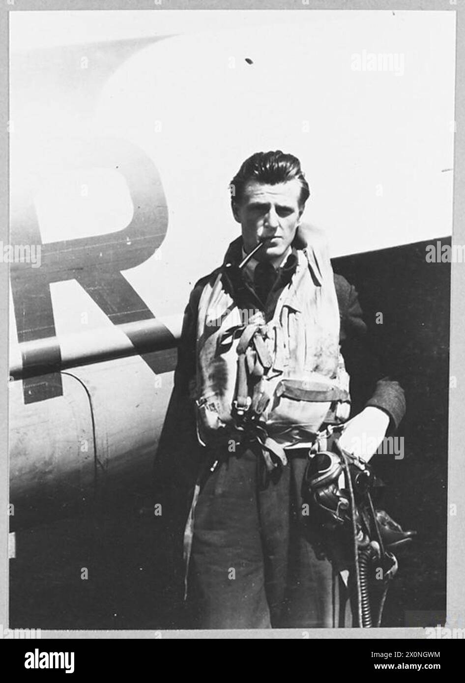 Il tenente di volo E. Jameson, un asso dei caccia notturni delle zanzare della A.E.A.F., ha ottenuto undici vittorie confermate, tra cui uno Ju.88, durante la sua ultima pattuglia sulla Francia prima di tornare in nuova Zelanda. Foto Stock
