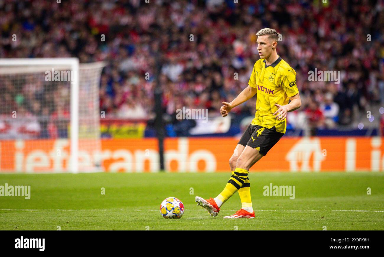 Madrid Spagna. 10 aprile 2024. Nico Schlotterbeck (BVB) Atletico Madrid - Borussia Dortmund 10.04.2024 Copyright (nur für journalistische Zwecke) di Foto Stock