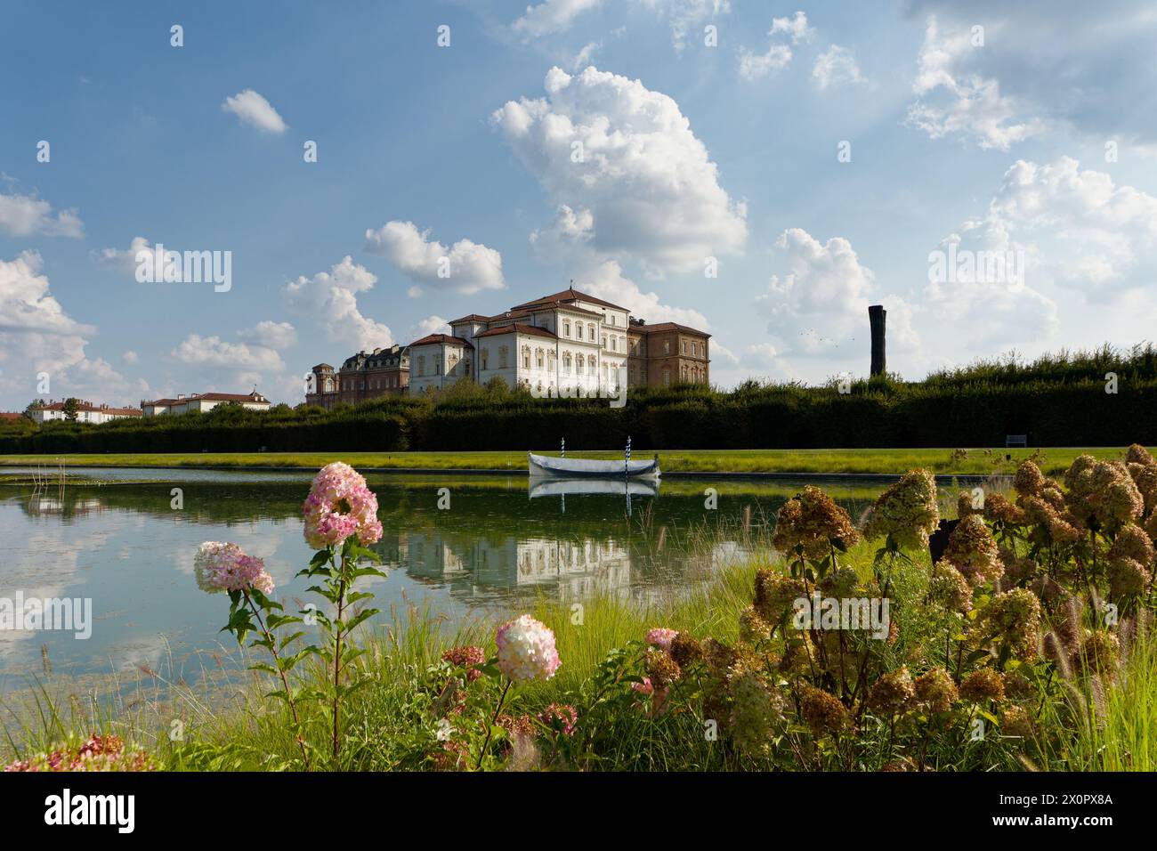 Vista del Palazzo reale di Venaria, sede della riunione ministeriale del G7 su clima, energia e ambiente. Credito: Alamy Stock Photo Foto Stock