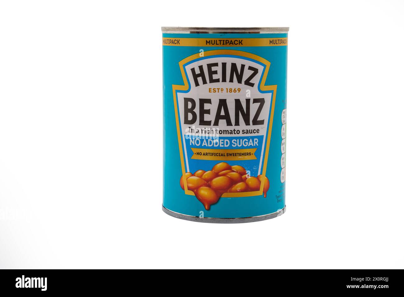 Wolverhampton, Regno Unito – 12 aprile 2024: Lattina di Heinz Baked Beans su sfondo bianco Foto Stock