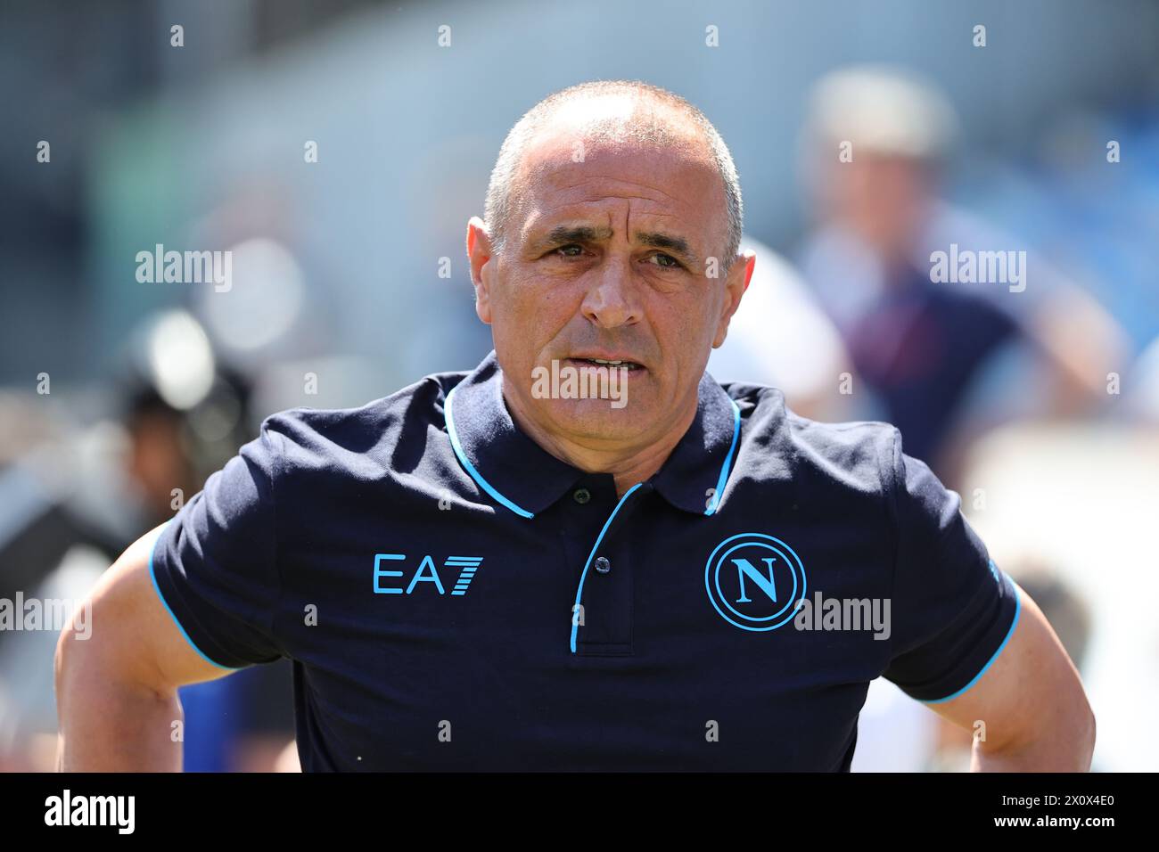 Francesco Calzona allenatore della SSC Napoli durante la partita di serie A tra il Napoli e il Frosinone calcio allo stadio Diego Armando Maradona di Napoli, 14 aprile 2024. Foto Stock