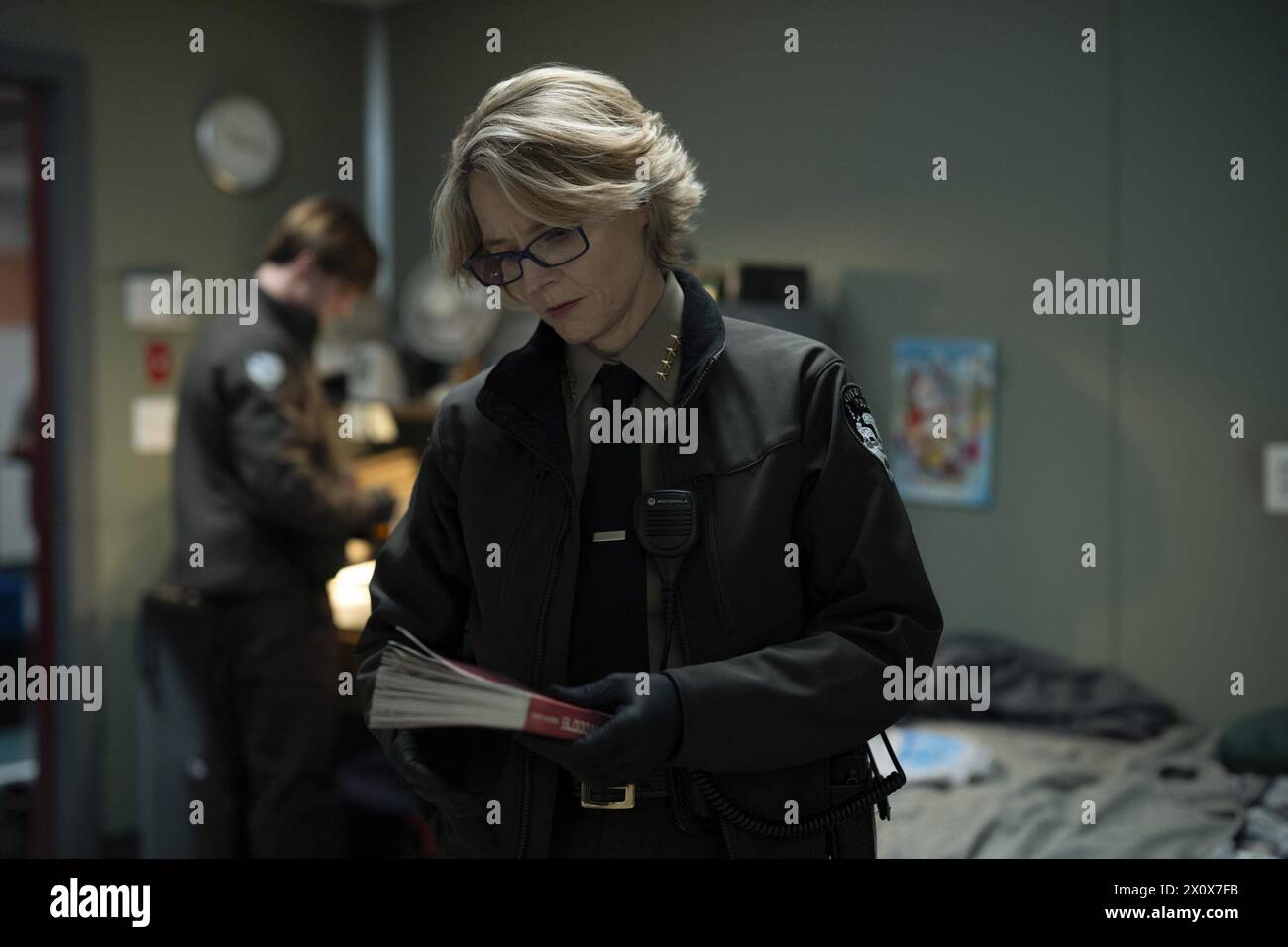 JODIE FOSTER in TRUE DETECTIVE (2014), diretto da CARY JOJI FUKUNAGA. Credito: HBO / album Foto Stock